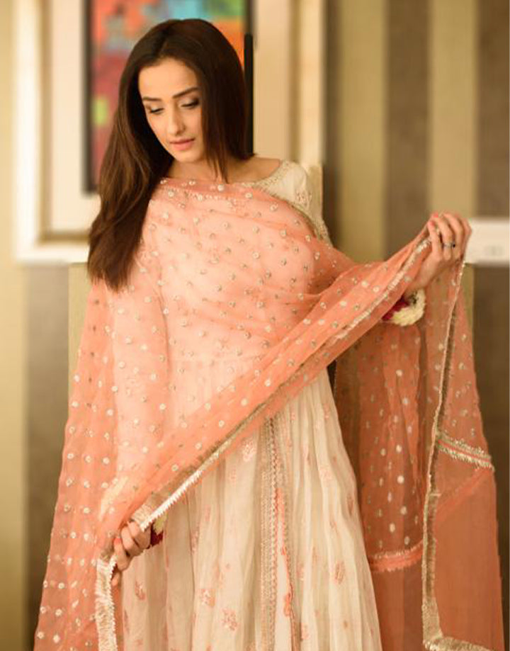 https://cdn.shopify.com/s/files/1/0262/2531/1795/products/FSS_0001_momal-02.jpg?v=1591333095