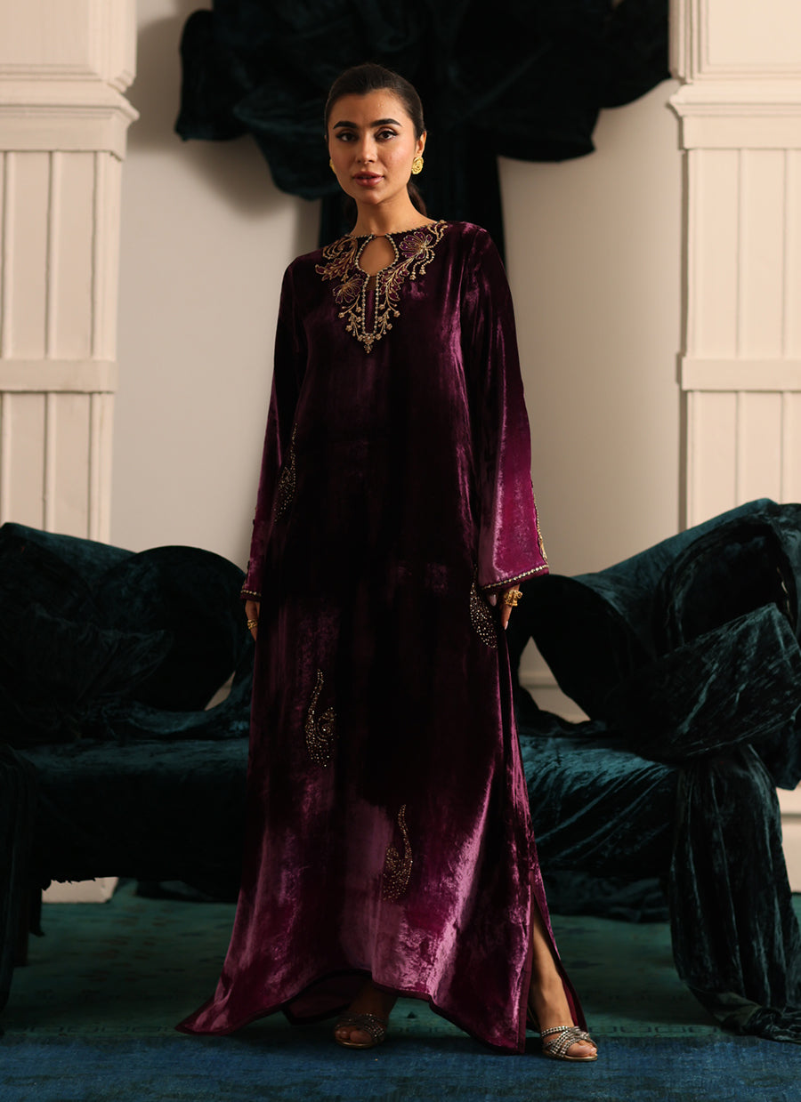Nia Ombre Velvet Kaftan with pants and dupatta