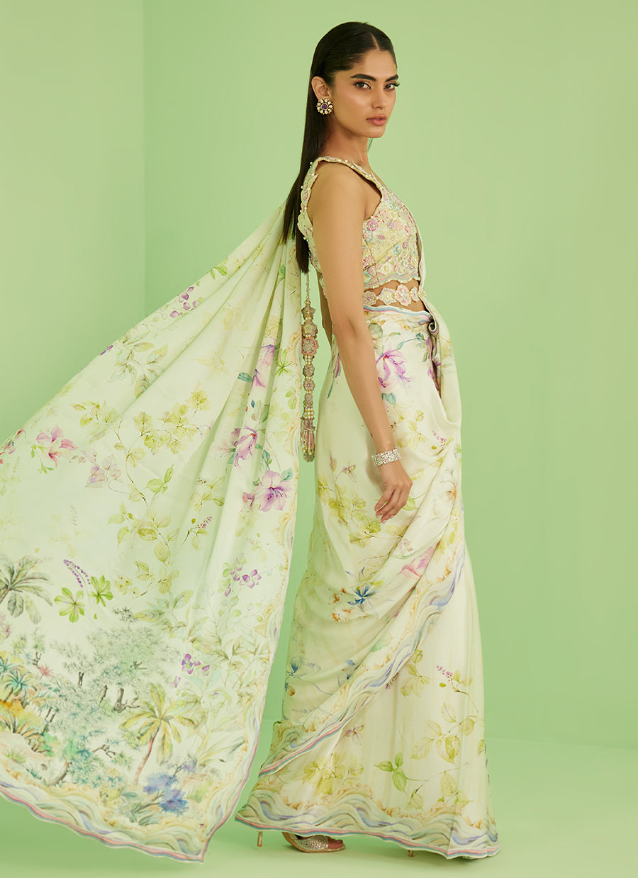 Avery Saree