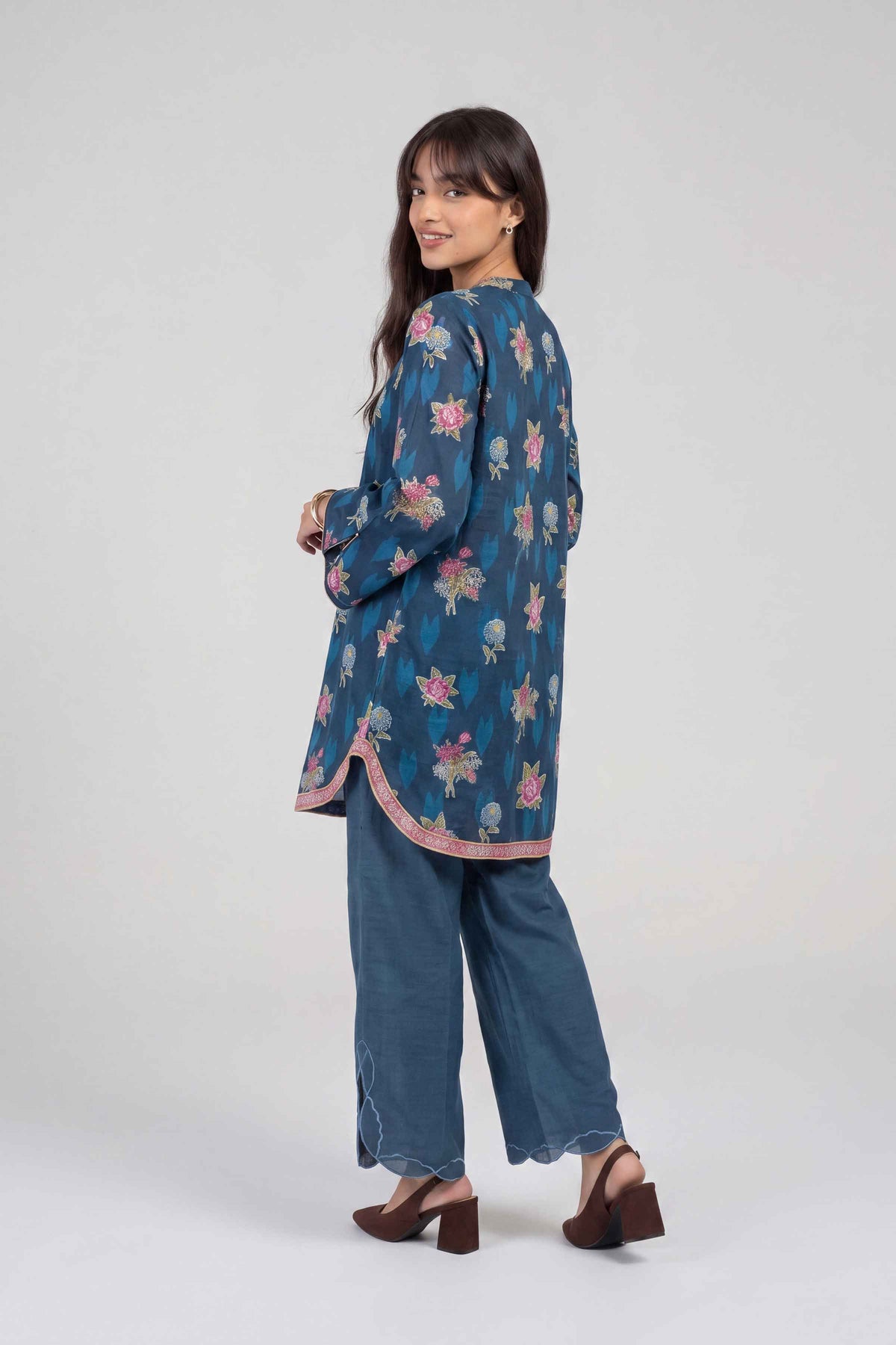 1 Piece - Dyed Loose Fabric - 42604020