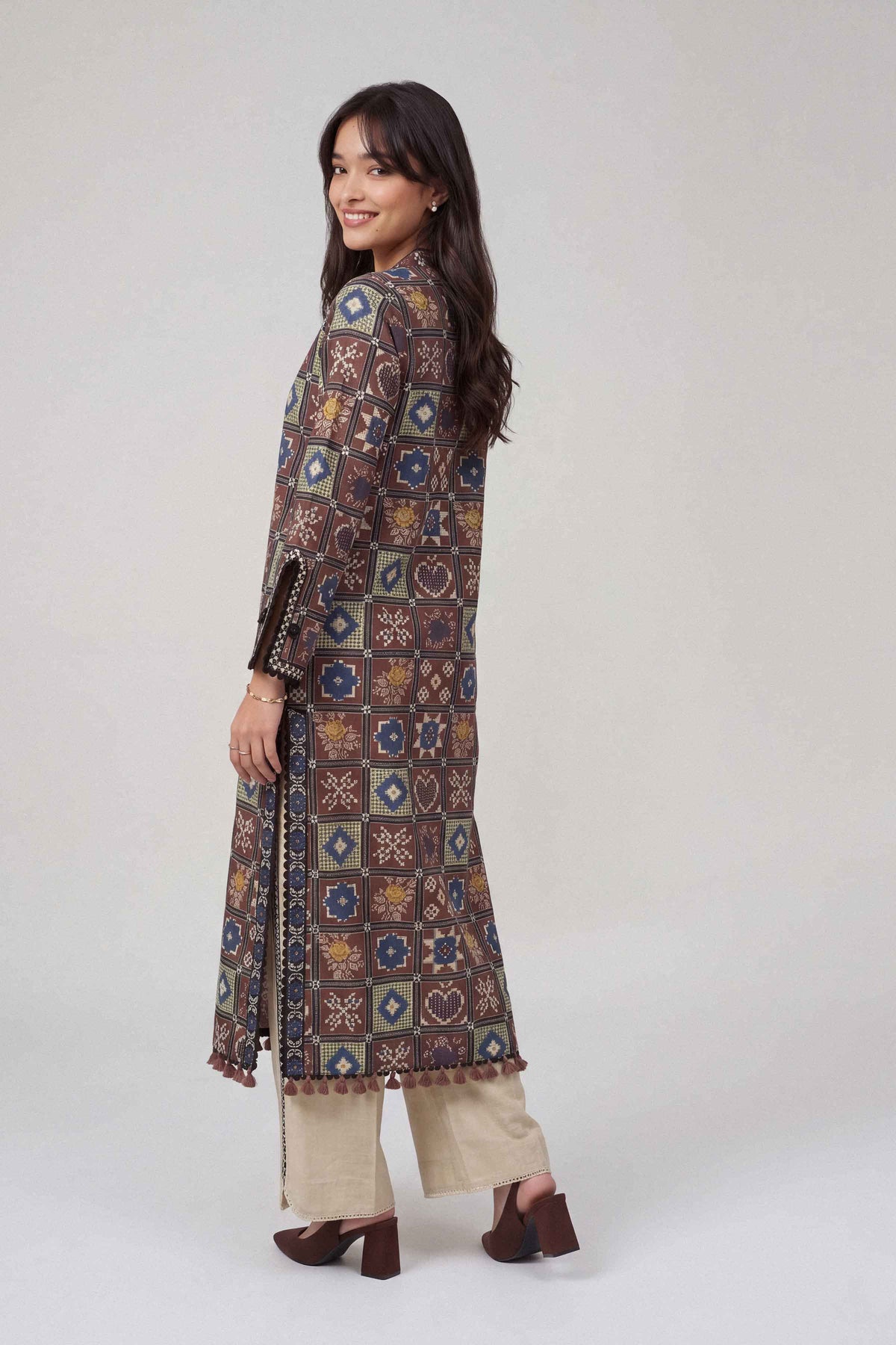 1 Piece - Dyed Loose Fabric - 42604023