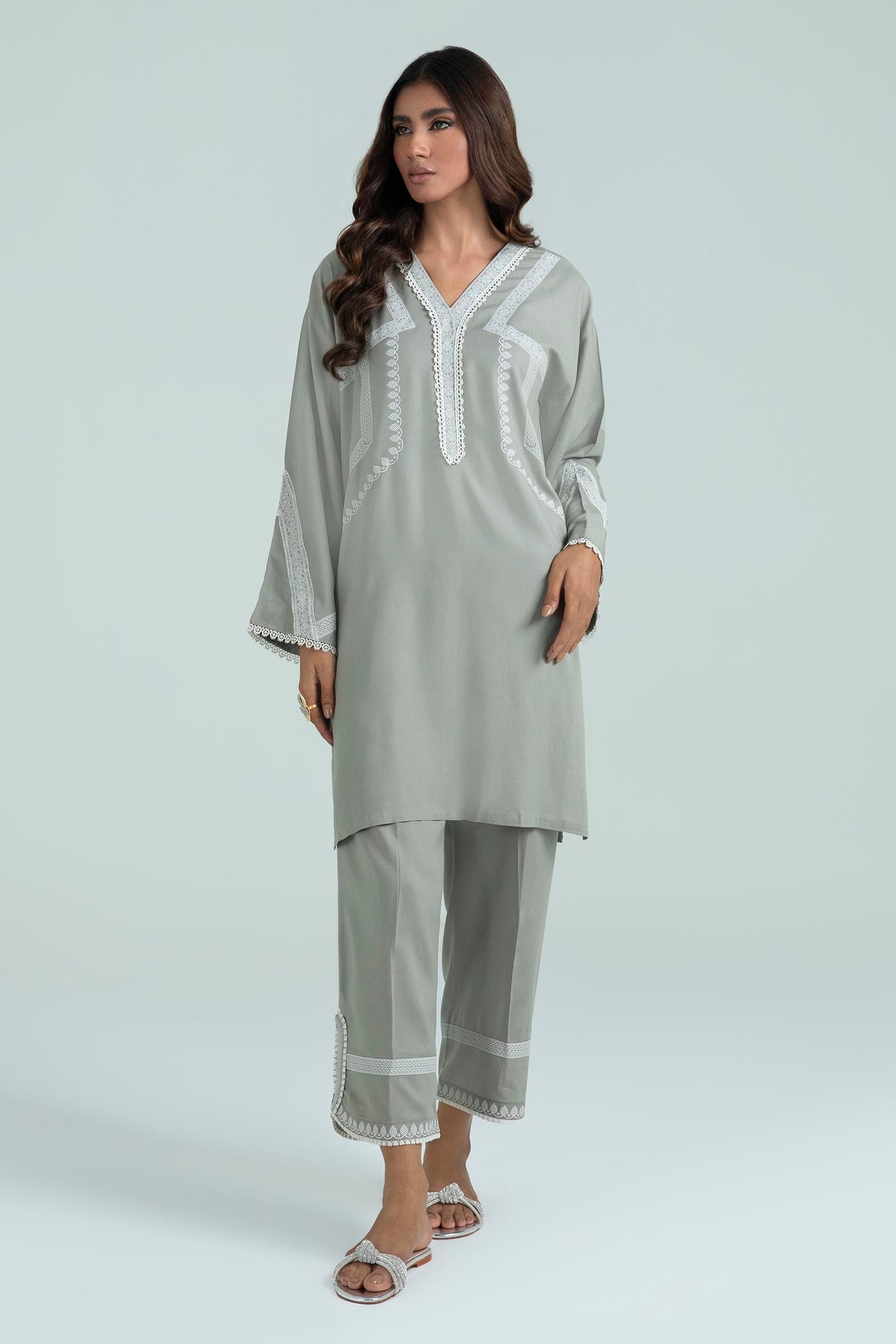 https://cdn.shopify.com/s/files/1/0740/1753/8280/files/FW22BSP125_850591eb-45ed-408f-b660-894f5efd60fe.jpg?v=1776609998