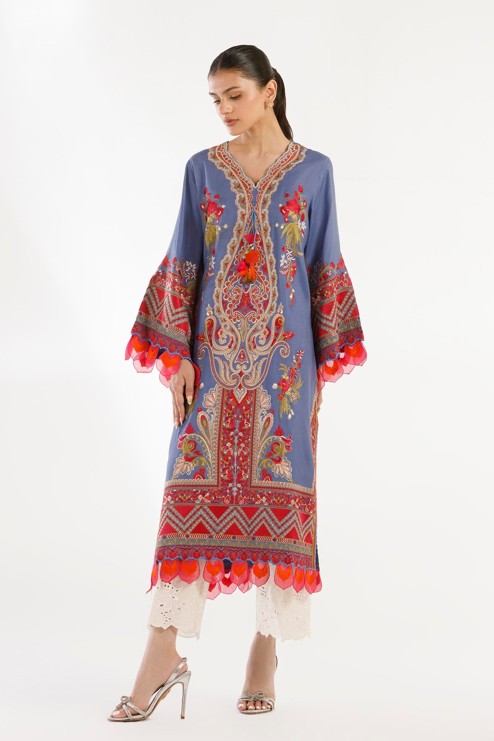 https://cdn.shopify.com/s/files/1/0740/1753/8280/files/FW22SGE355_1.jpg?v=1774609491