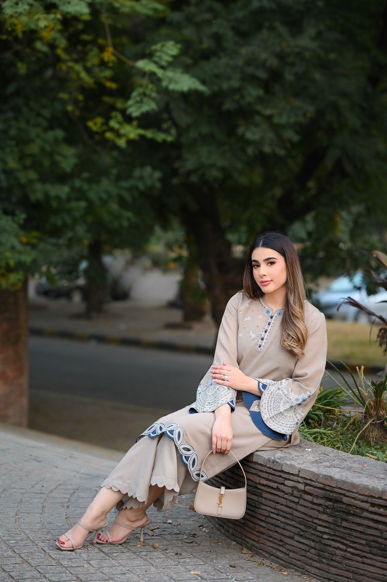 https://cdn.shopify.com/s/files/1/0587/3080/7460/files/FW25DC-2877_3.jpg?v=1771076038