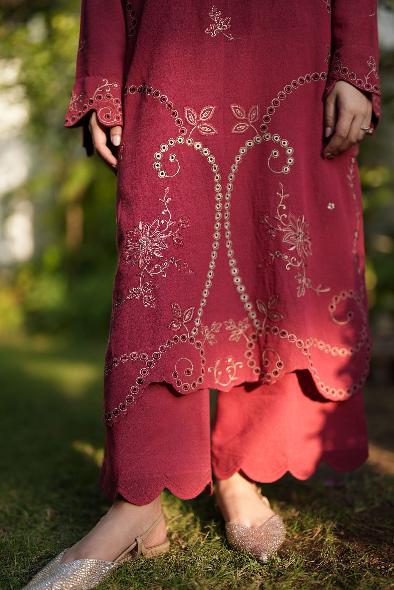 https://cdn.shopify.com/s/files/1/0587/3080/7460/files/FW25DC-2880_2.jpg?v=1771075713