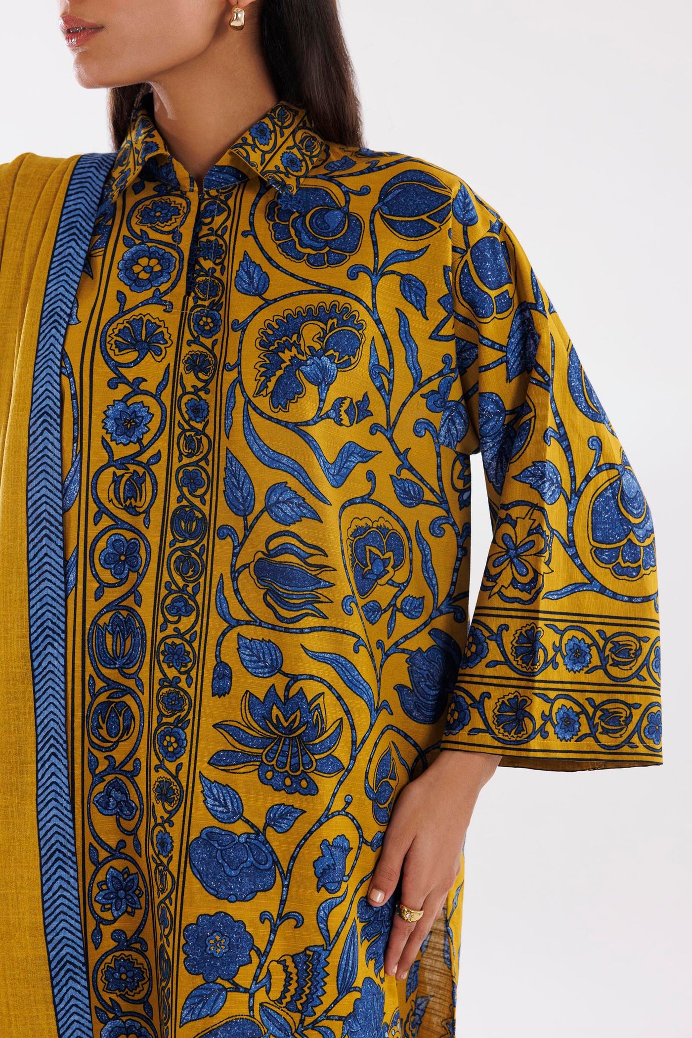 https://cdn.shopify.com/s/files/1/0740/1753/8280/files/FW25MHY508B_4.jpg?v=1768303829