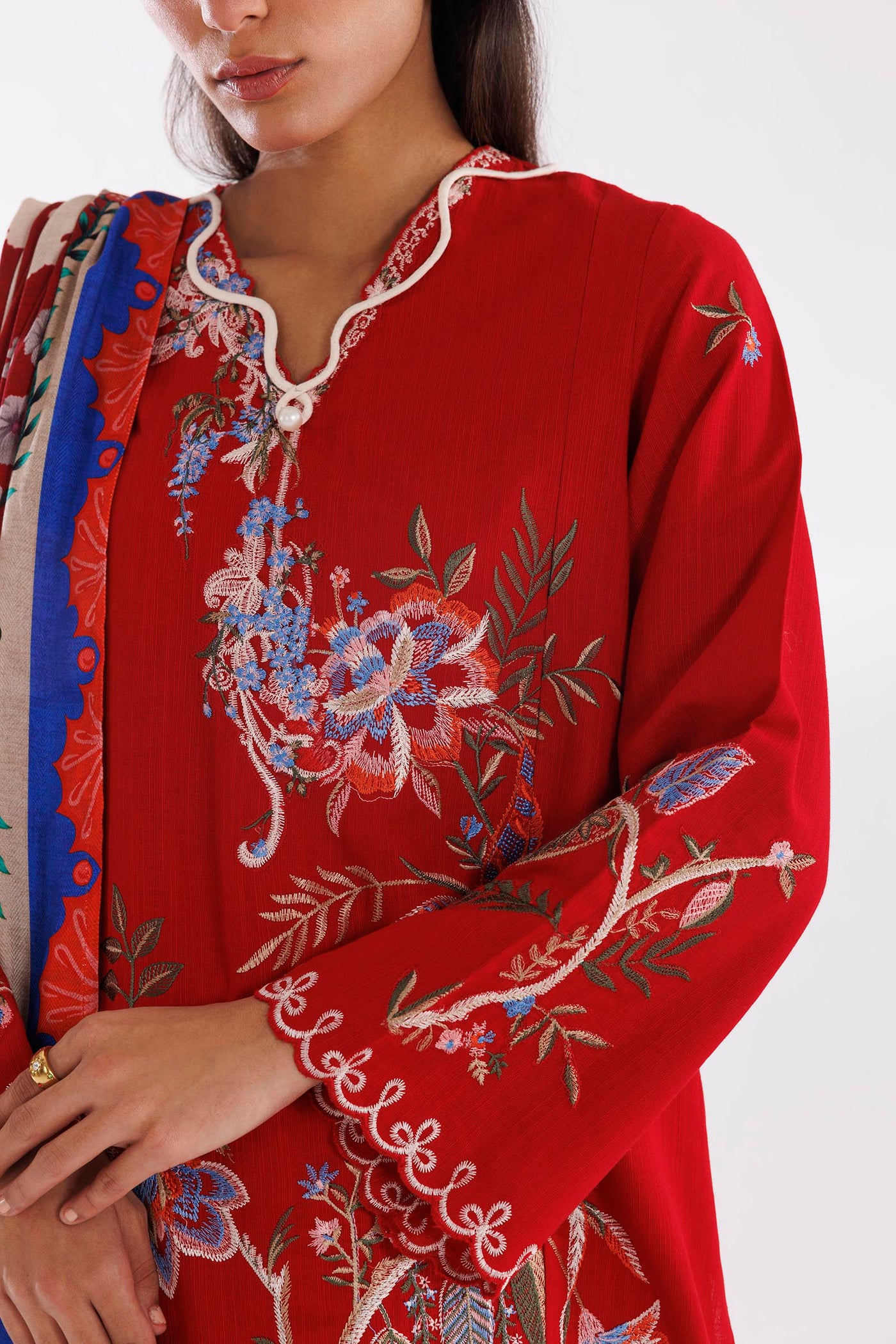https://cdn.shopify.com/s/files/1/0740/1753/8280/files/FW25MUZ001B_4.jpg?v=1768283905