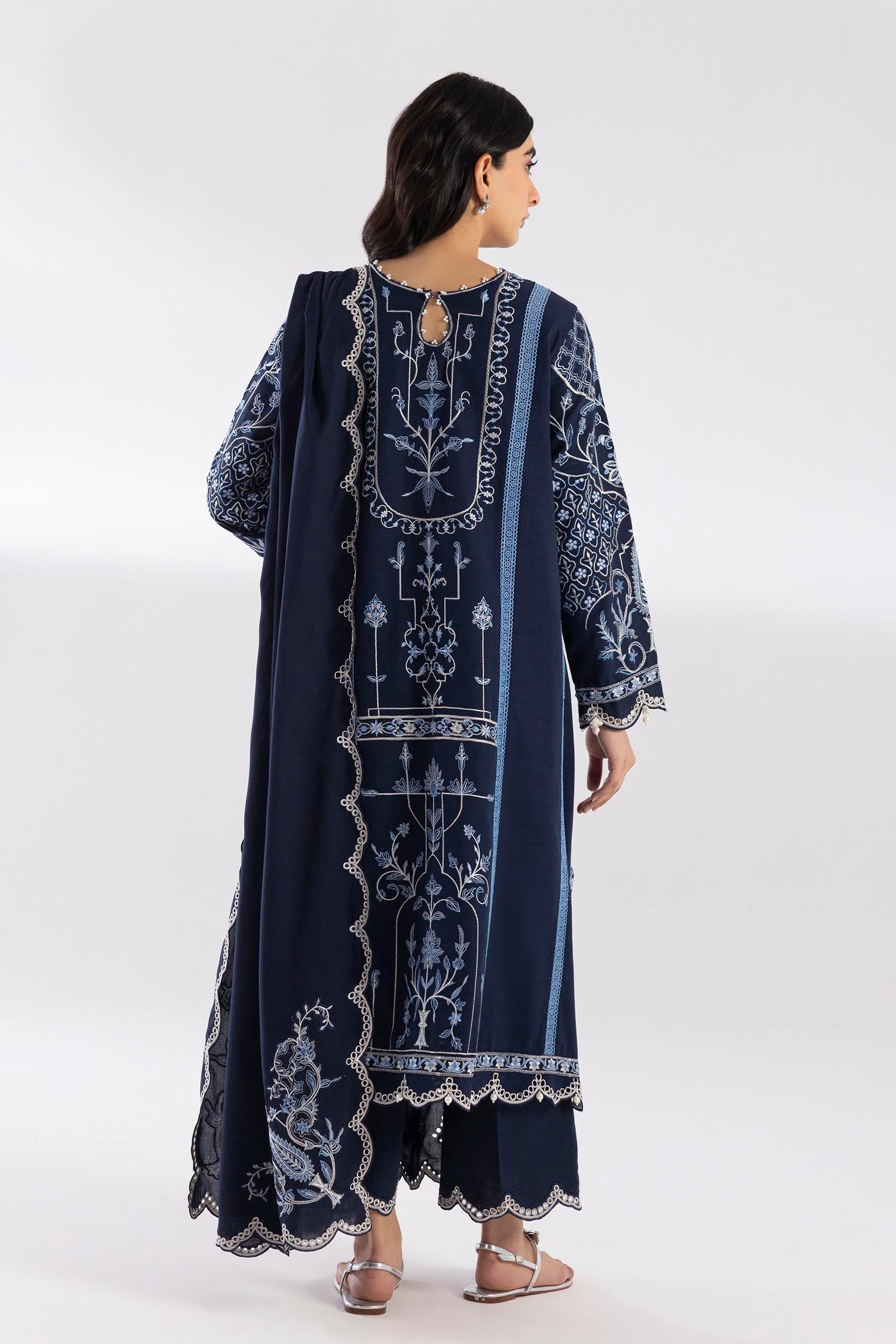 https://cdn.shopify.com/s/files/1/0740/1753/8280/files/FW25SGE617P3_2.jpg?v=1775538831
