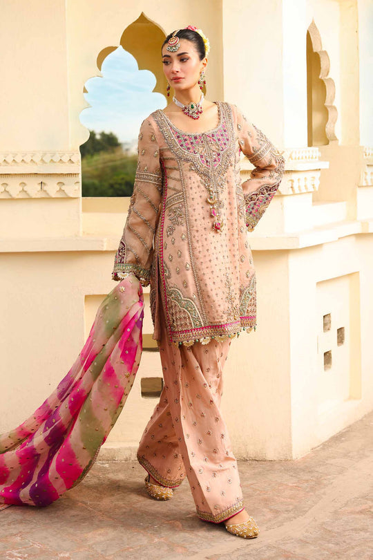 Maria B – Zeenat-un-Nisa Style