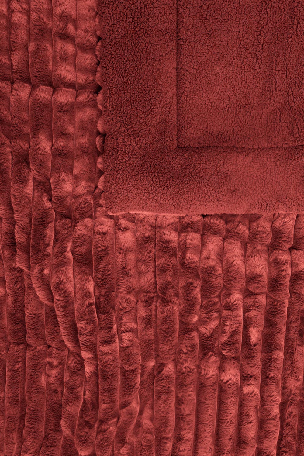 Fade Rose Fleece Comforter