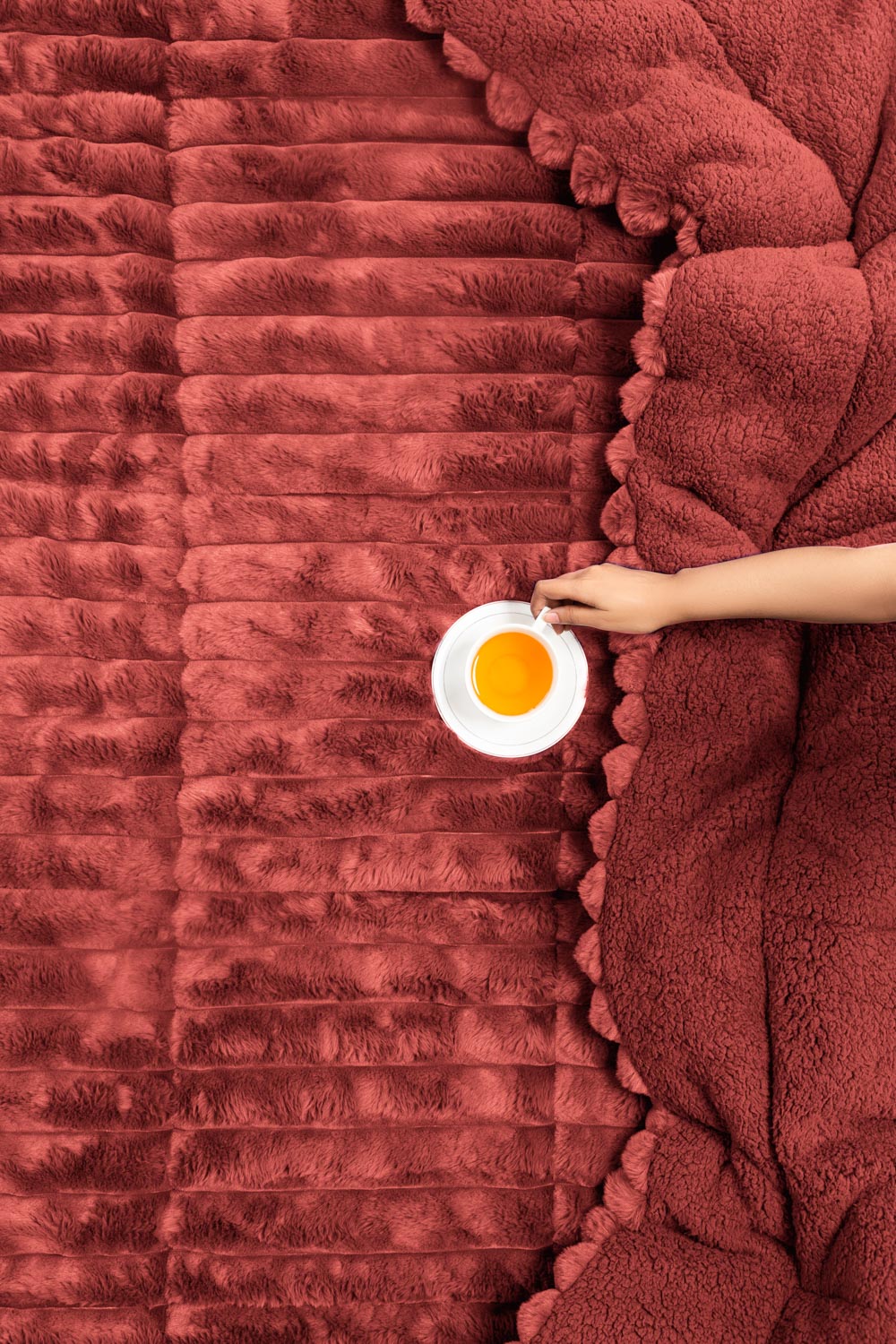 Fade Rose Fleece Comforter