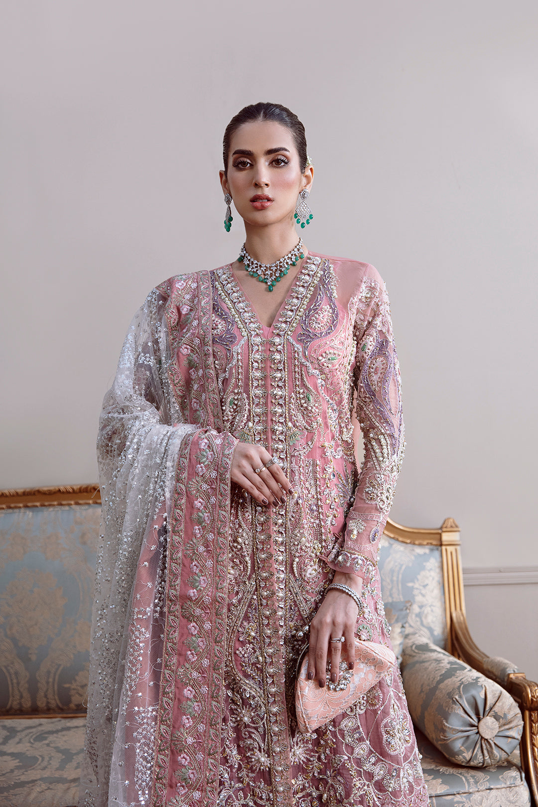 https://cdn.shopify.com/s/files/1/0523/4327/5696/files/Fareesha-2.jpg?v=1755960324