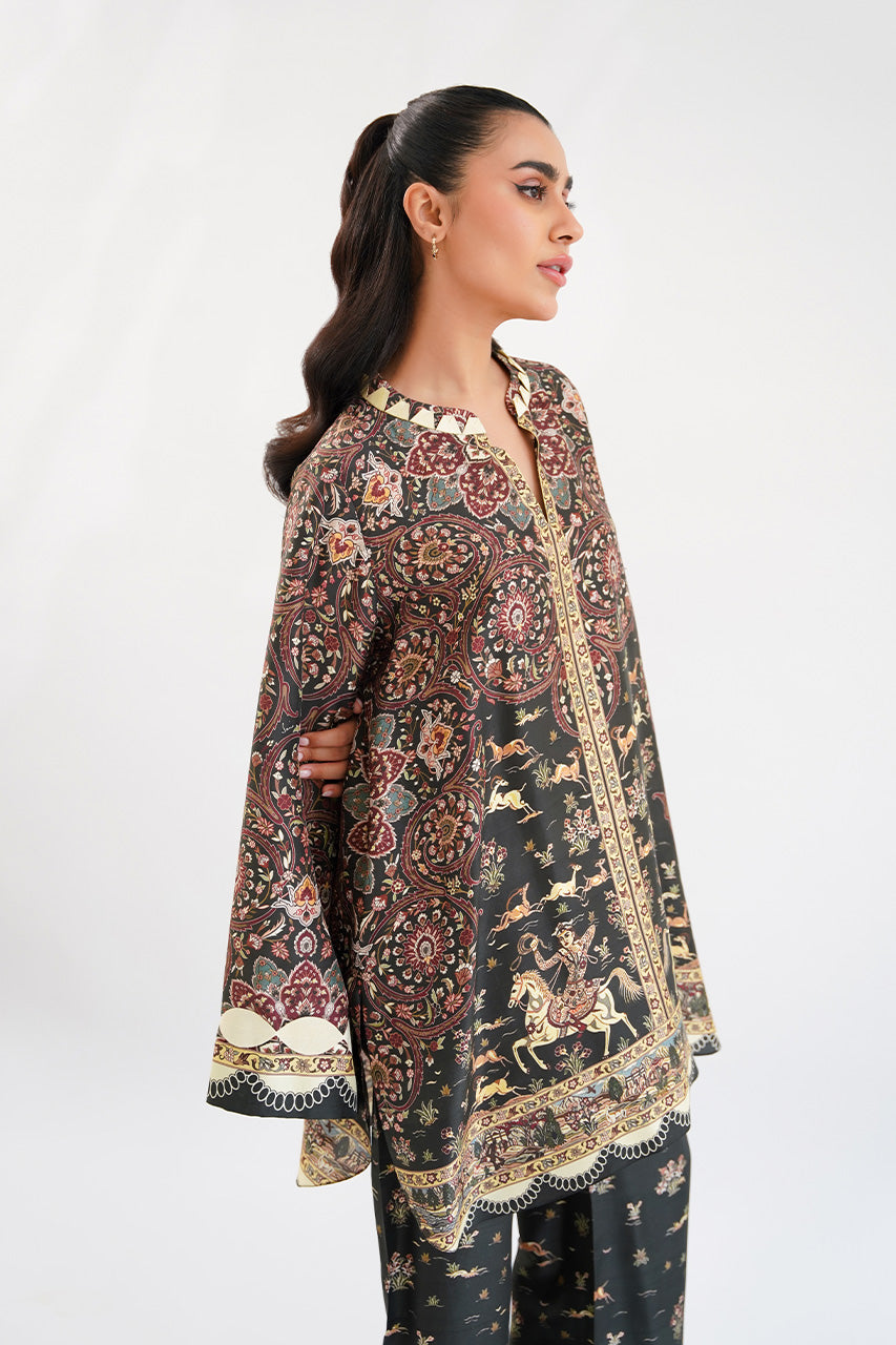 https://cdn.shopify.com/s/files/1/0588/3661/5221/files/Farha_A_4_4cfabef4-86f1-4655-aabb-7d2b059c006f.jpg?v=1751622705