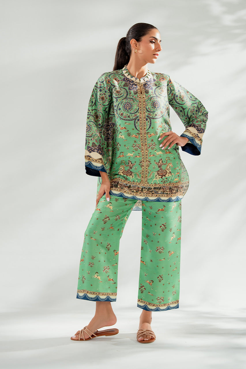 https://cdn.shopify.com/s/files/1/0588/3661/5221/files/Farha_B_1_73f41ffb-7b5e-4905-b2f2-d65278e2ab03.jpg?v=1751622703