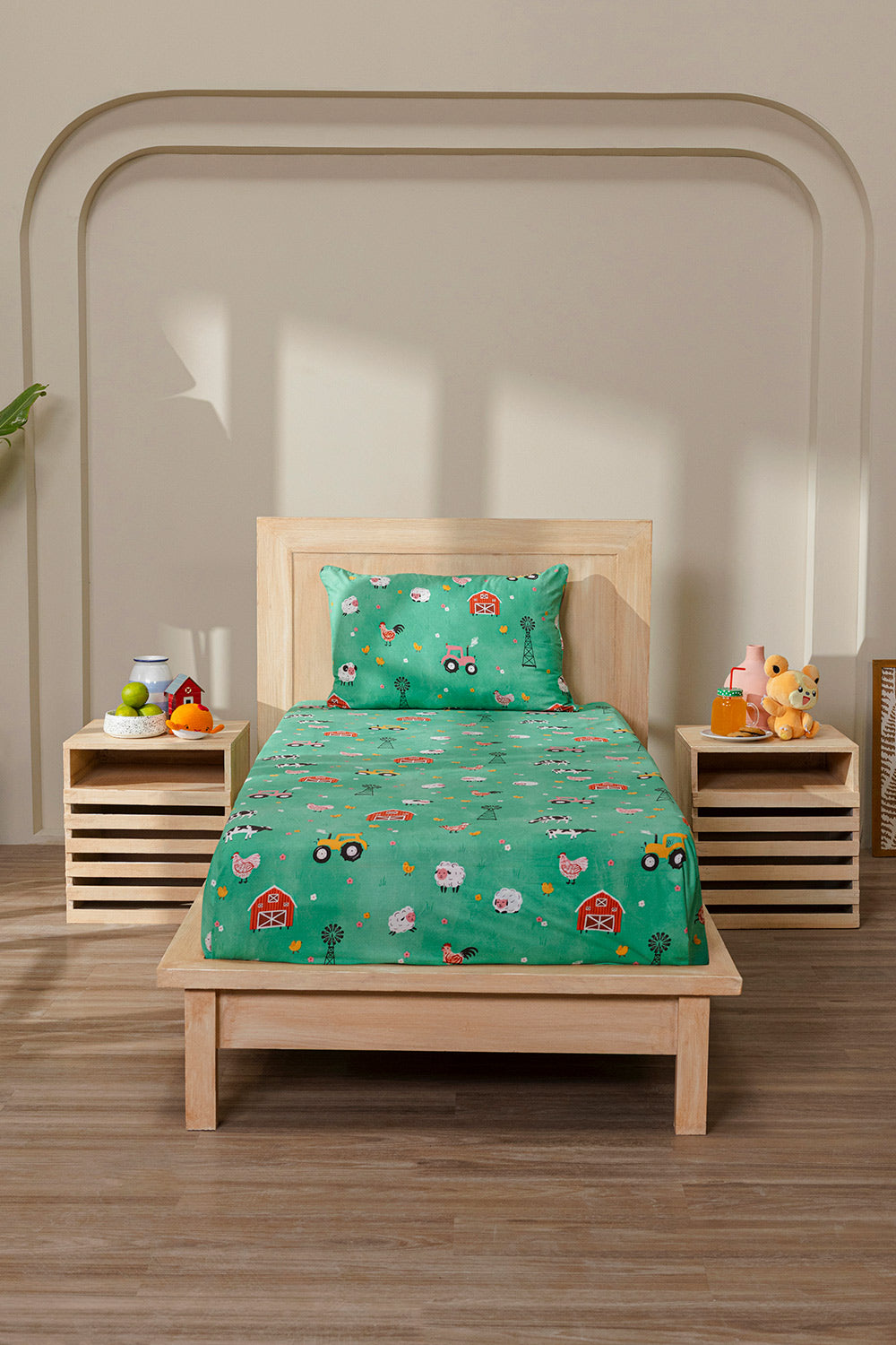 https://cdn.shopify.com/s/files/1/0706/3253/8159/files/FarmSheetSet005.jpg?v=1765623355