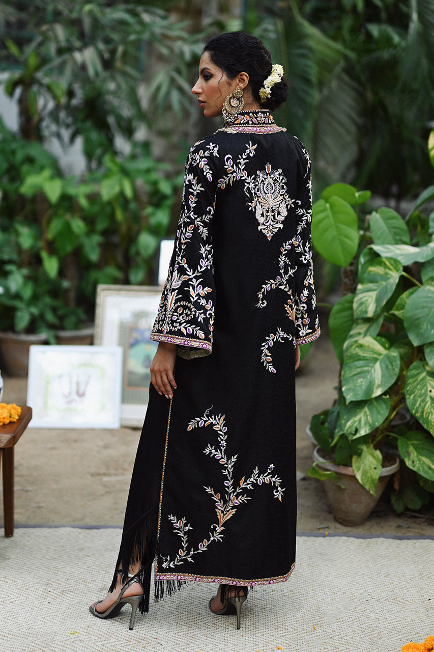 https://cdn.shopify.com/s/files/1/0588/3661/5221/products/Faye_A_3.jpg?v=1678353993
