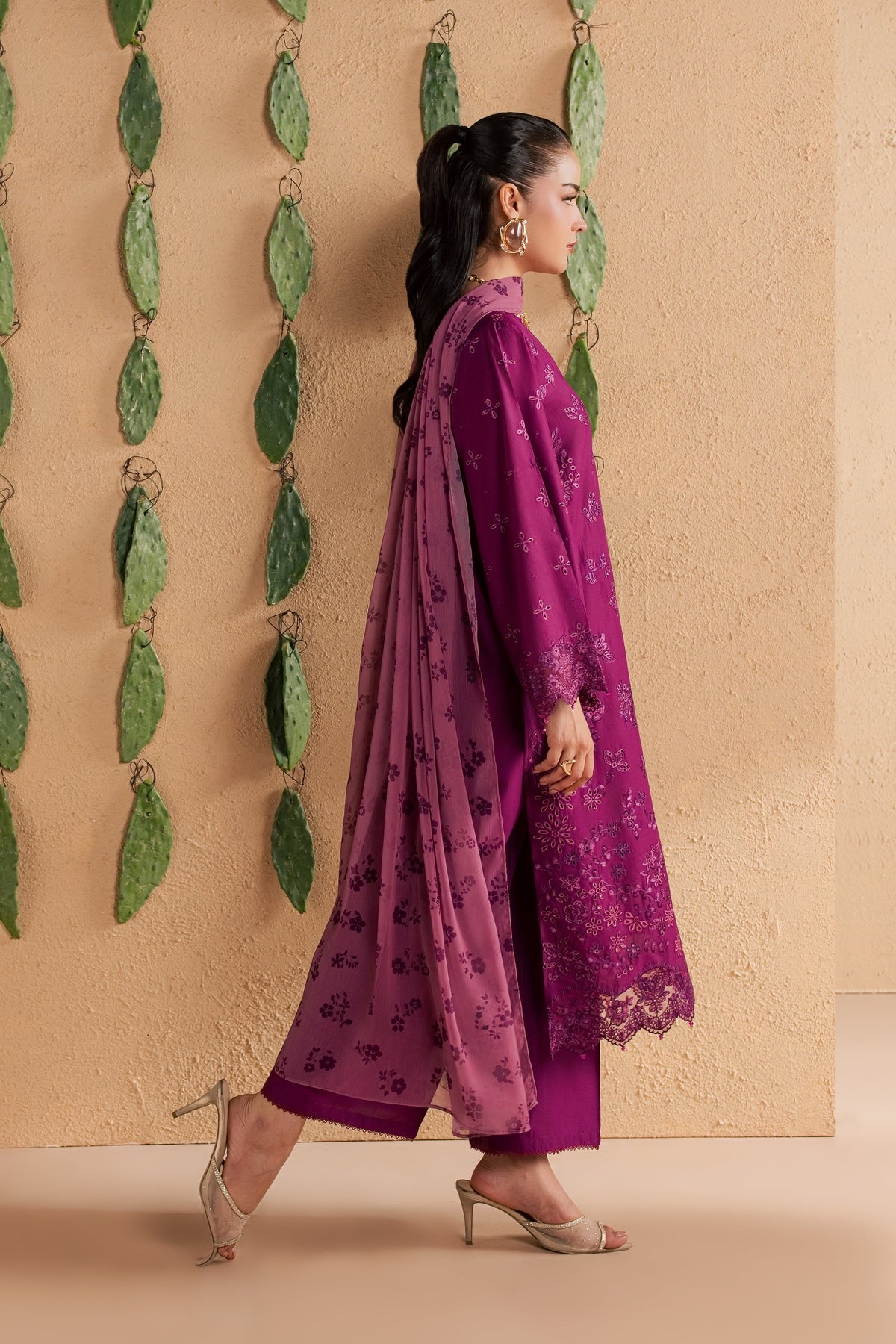 Feeha 3Pc - Luxury Embroidered Lawn
