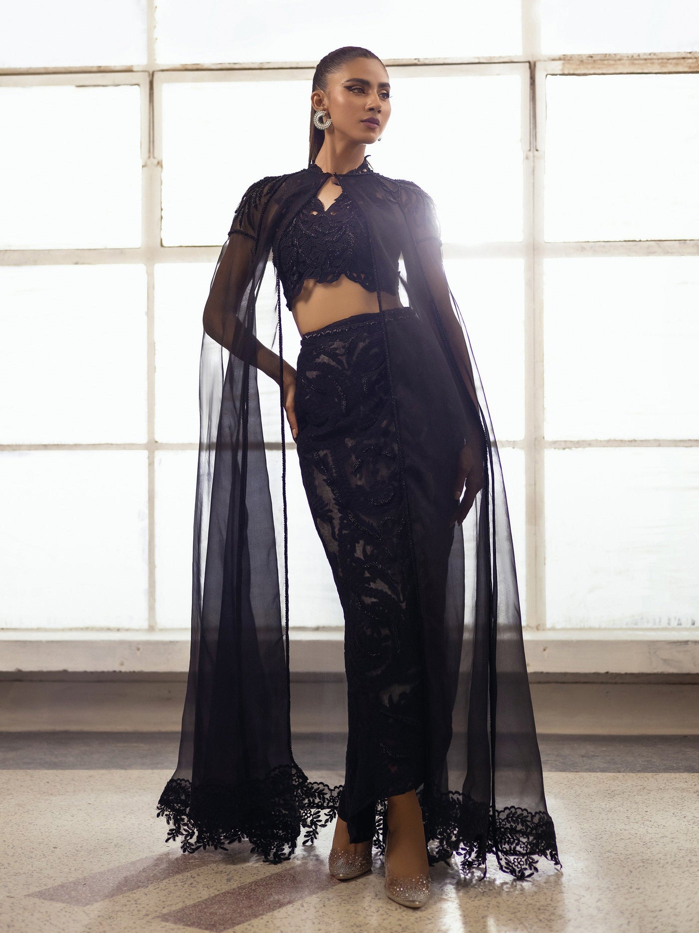 Flo - Black