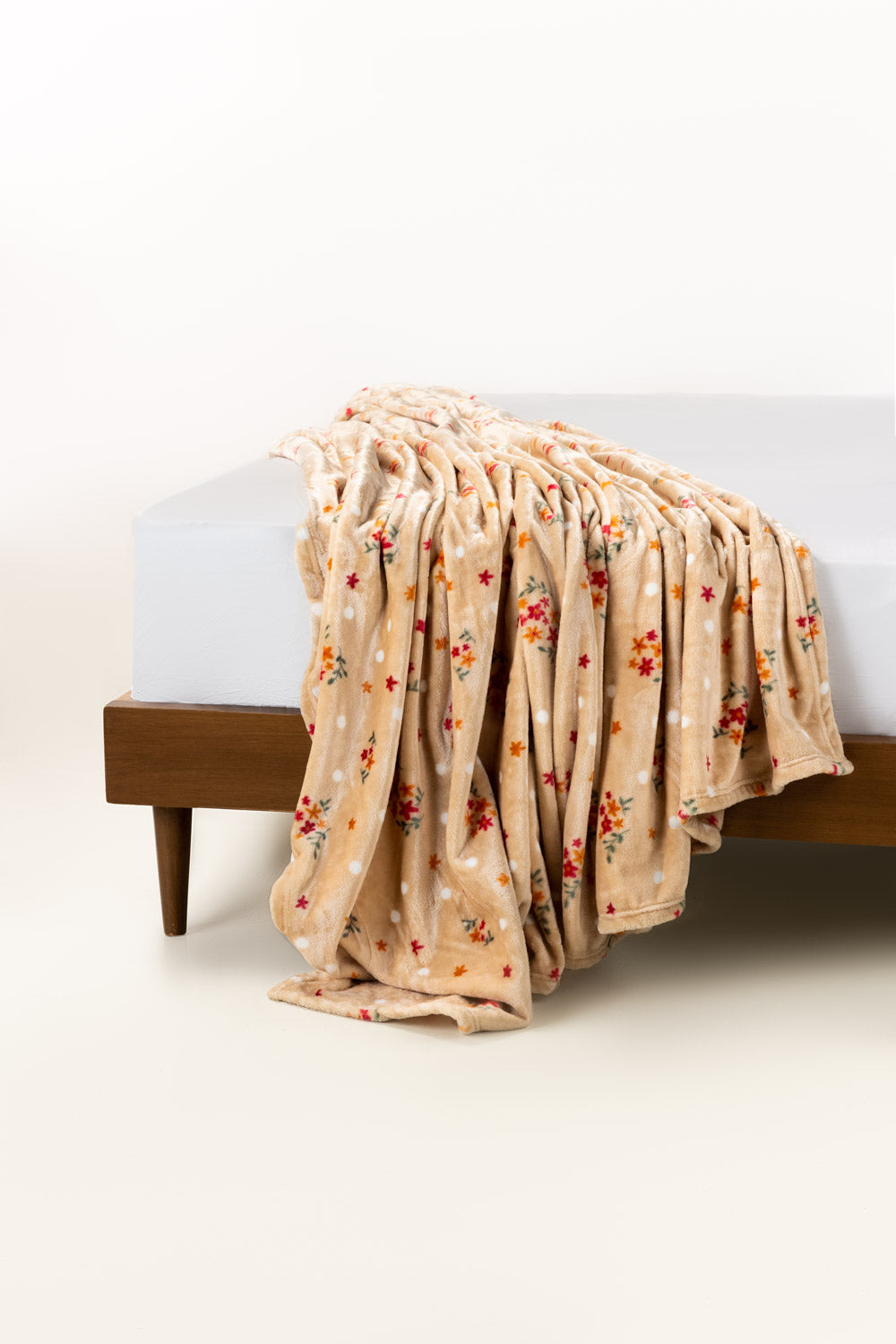 SS26-Flowers  Single Ply Fleece Throw