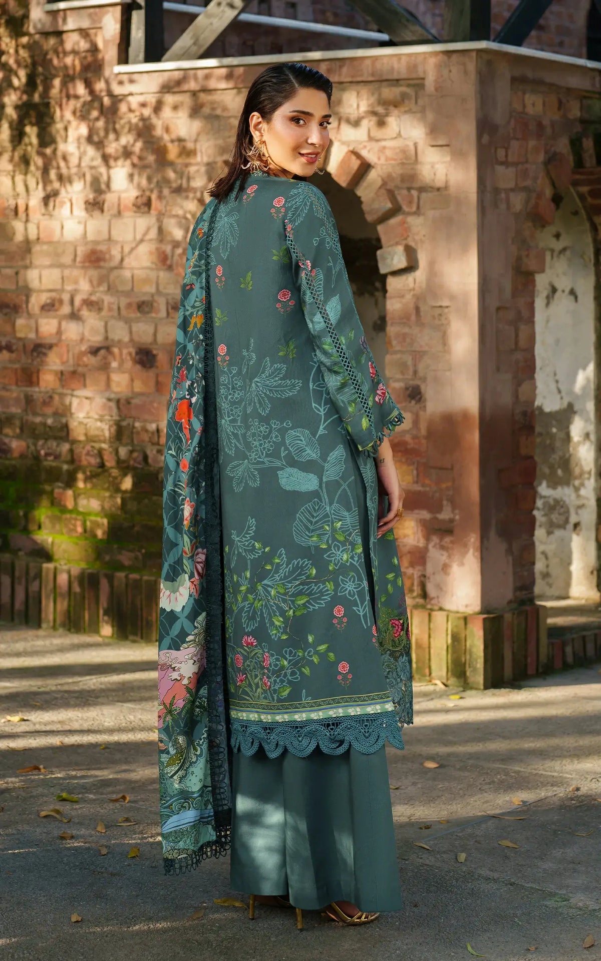 Frosted Petals-MWL25-02 | 3pcs Embroidered Unstitched Winter
