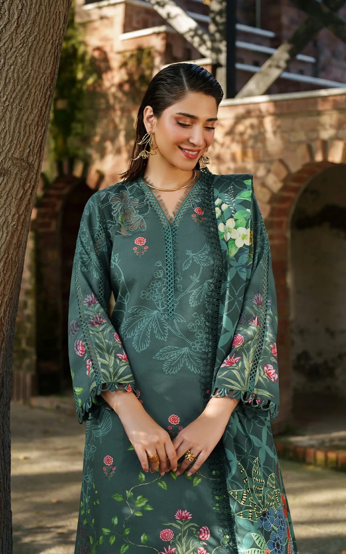 Frosted Petals-MWL25-02 | 3pcs Embroidered Unstitched Winter