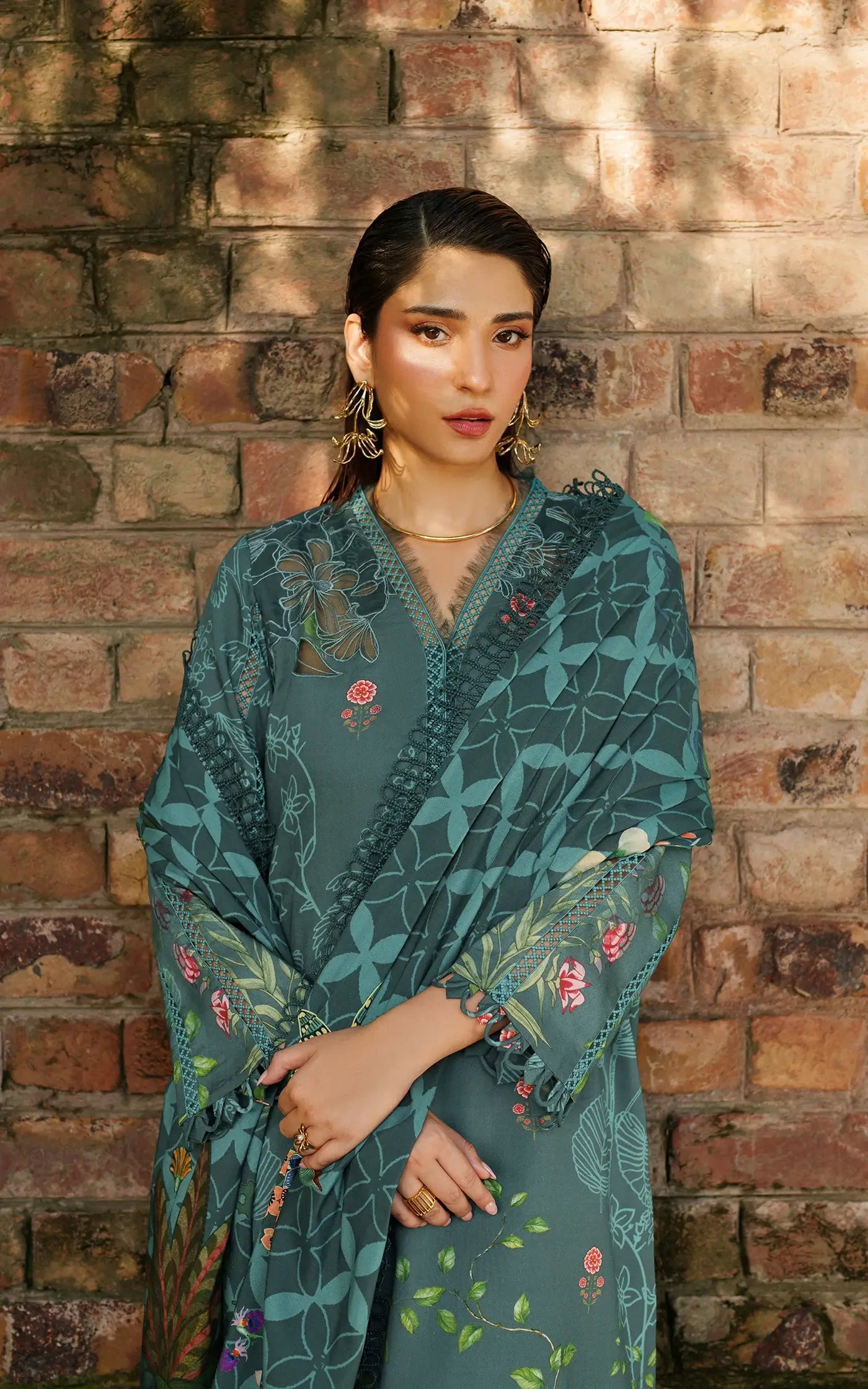 Frosted Petals-MWL25-02 | 3pcs Embroidered Stitched Suit