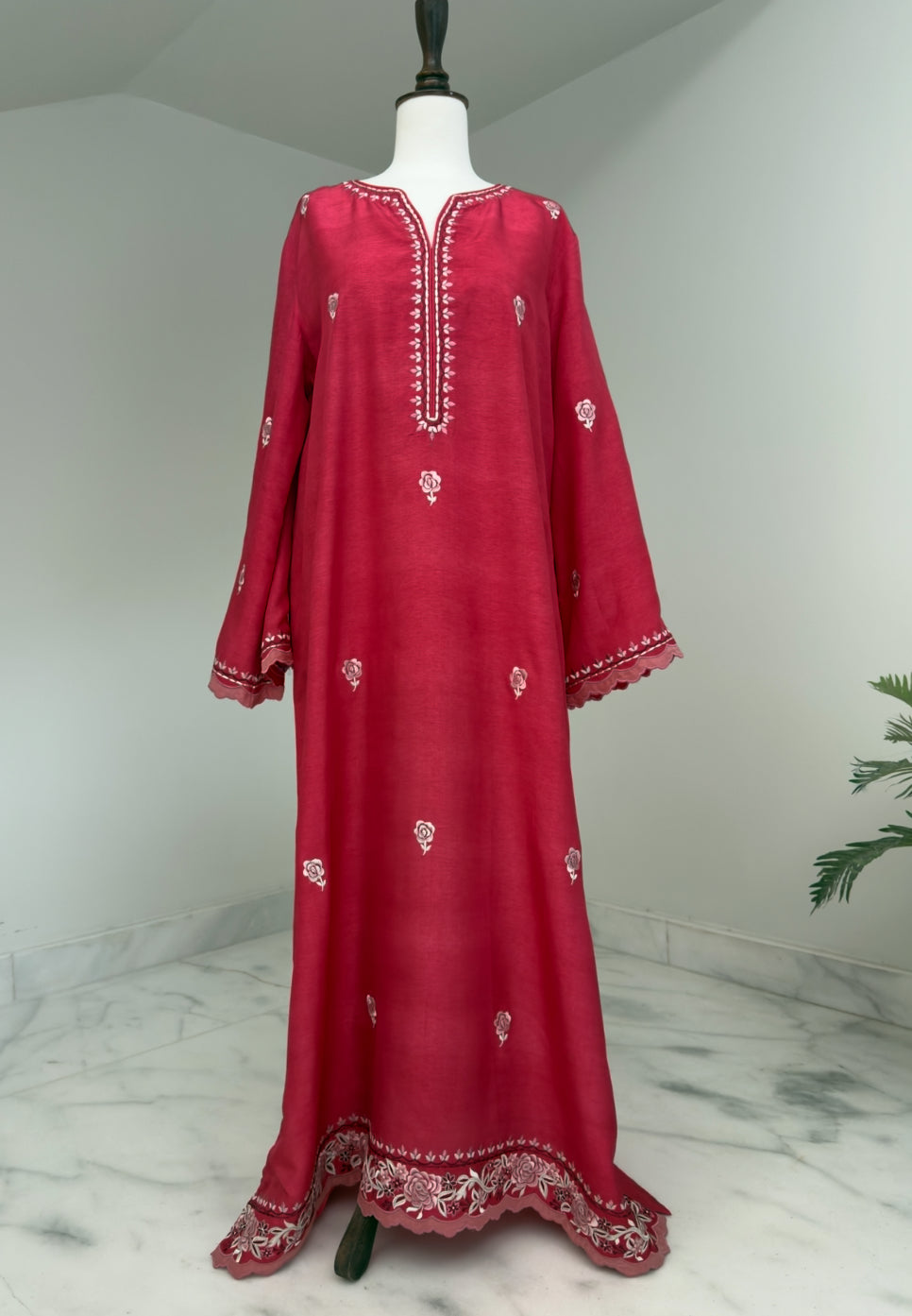 CBR 139 Fuchsia Bloom – Embroidered Kaftan