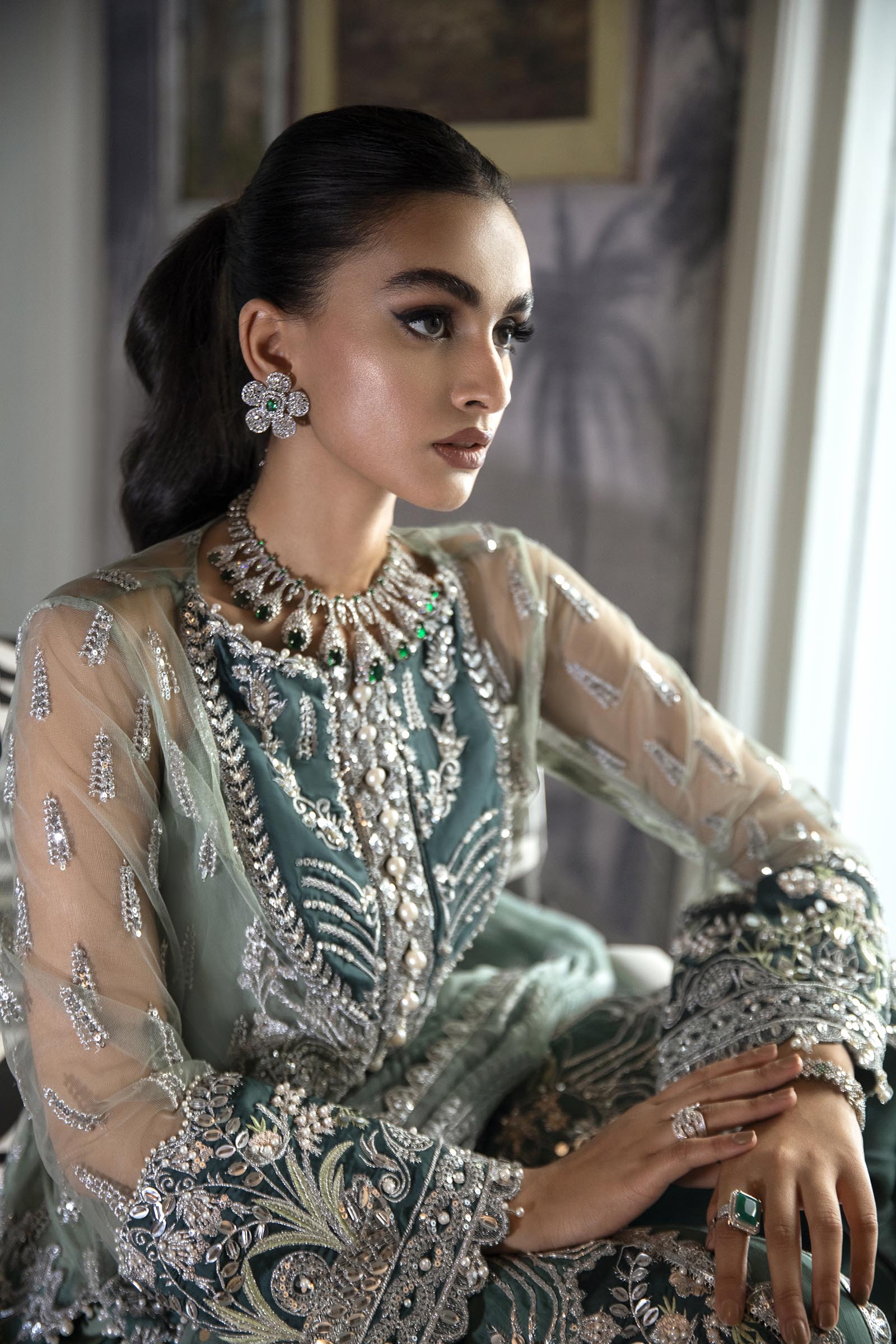 Veil As Shown [+Rs: 250,000]