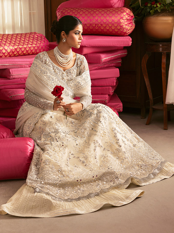 Gulaal – Sitara Style