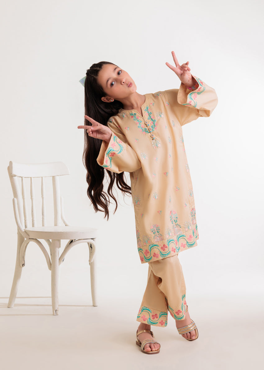 Cream-Cambric-2 Piece (GPSTSBW25BG9O34)