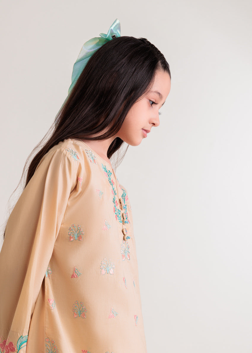 Cream-Cambric-2 Piece (GPSTSBW25BG9O34)
