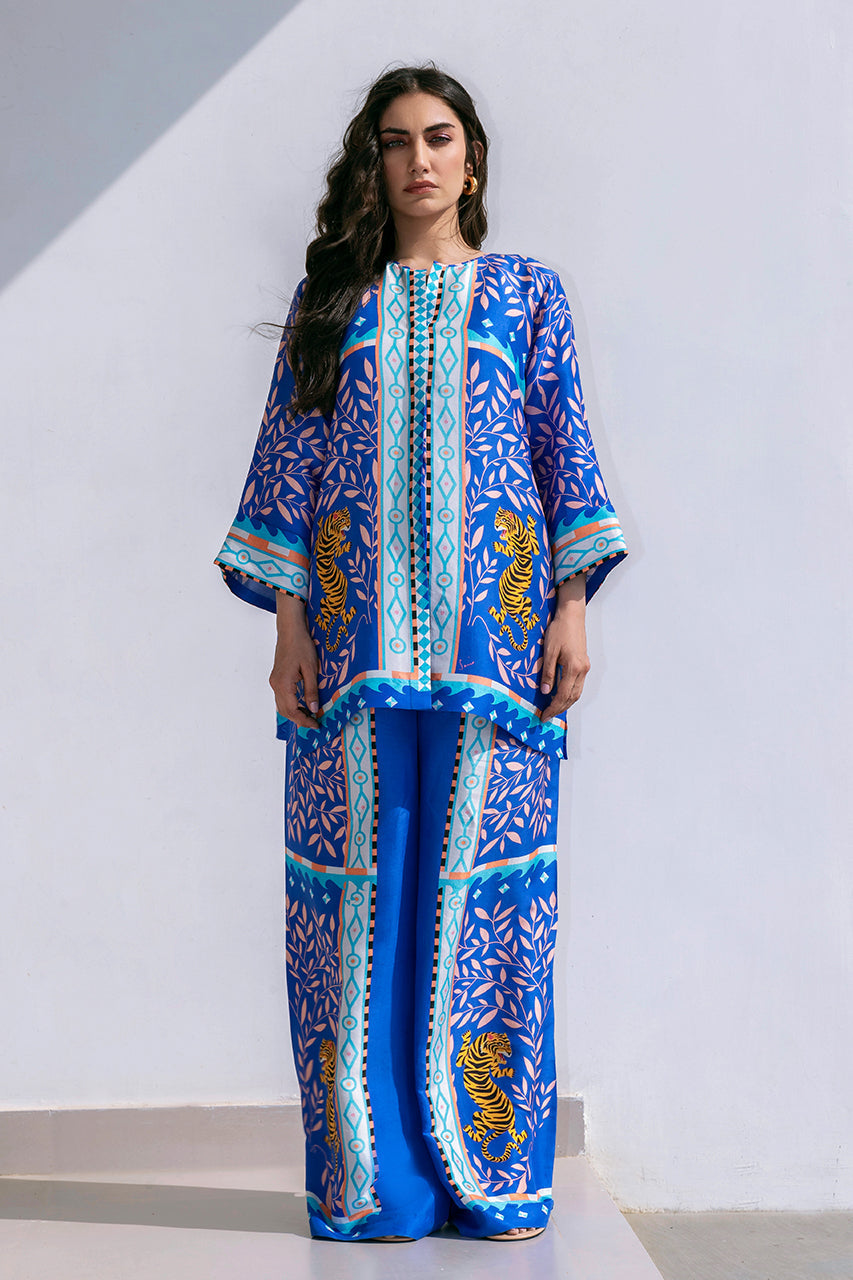 https://cdn.shopify.com/s/files/1/0588/3661/5221/products/Gira_3.jpg?v=1751622812