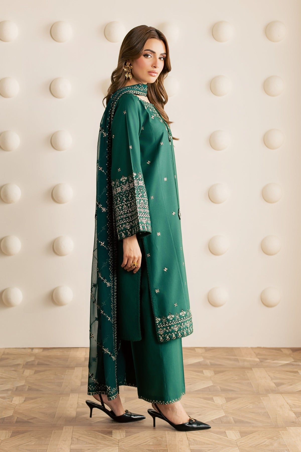Green Mina 3Pc - Embroidered Cambric Pret