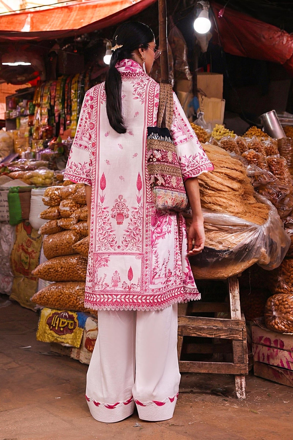 Unstitched 3 Piece Lawn Suit