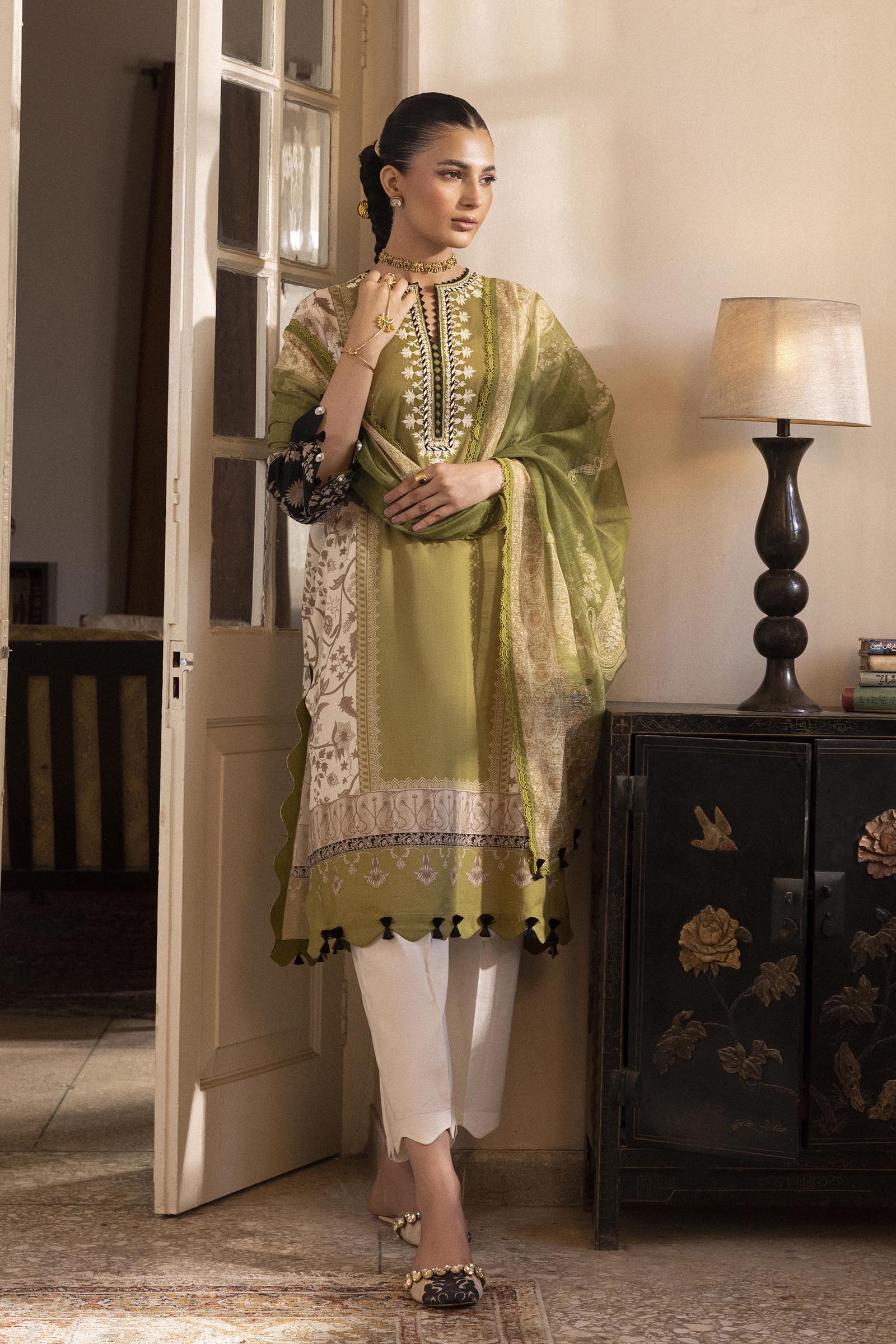 Unstitched 2 Piece Lawn Suit