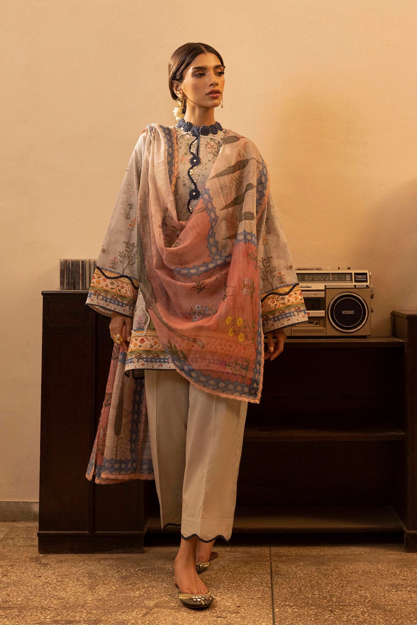 Unstitched 3 Piece Lawn Suit