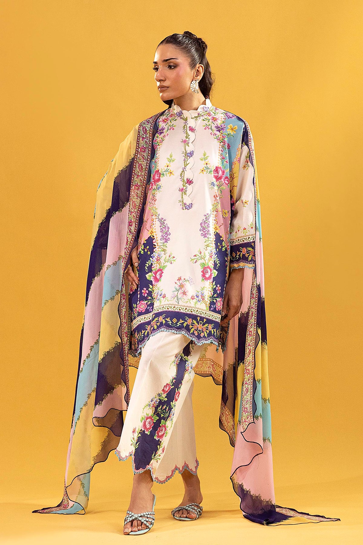Unstitched Printed 3 Piece Lawn Suit