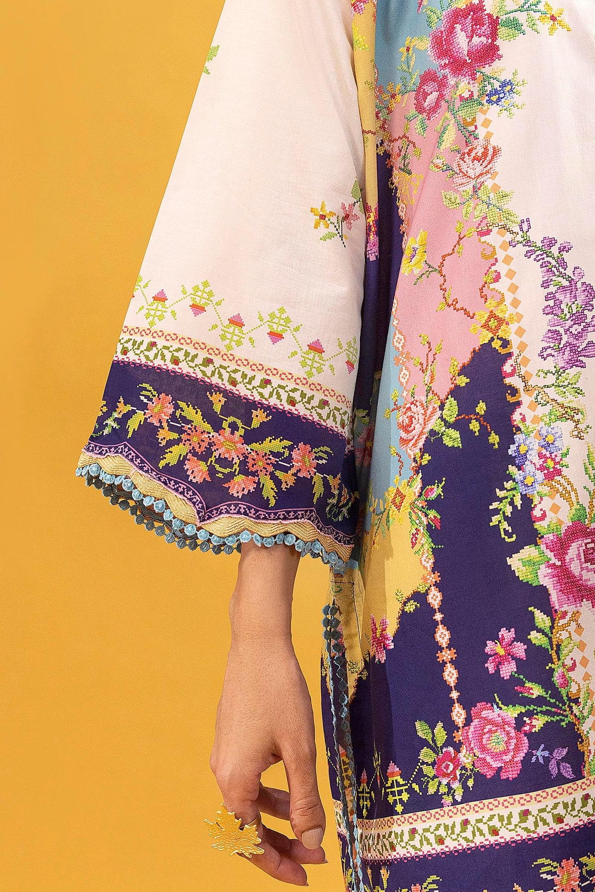 Unstitched Printed 3 Piece Lawn Suit