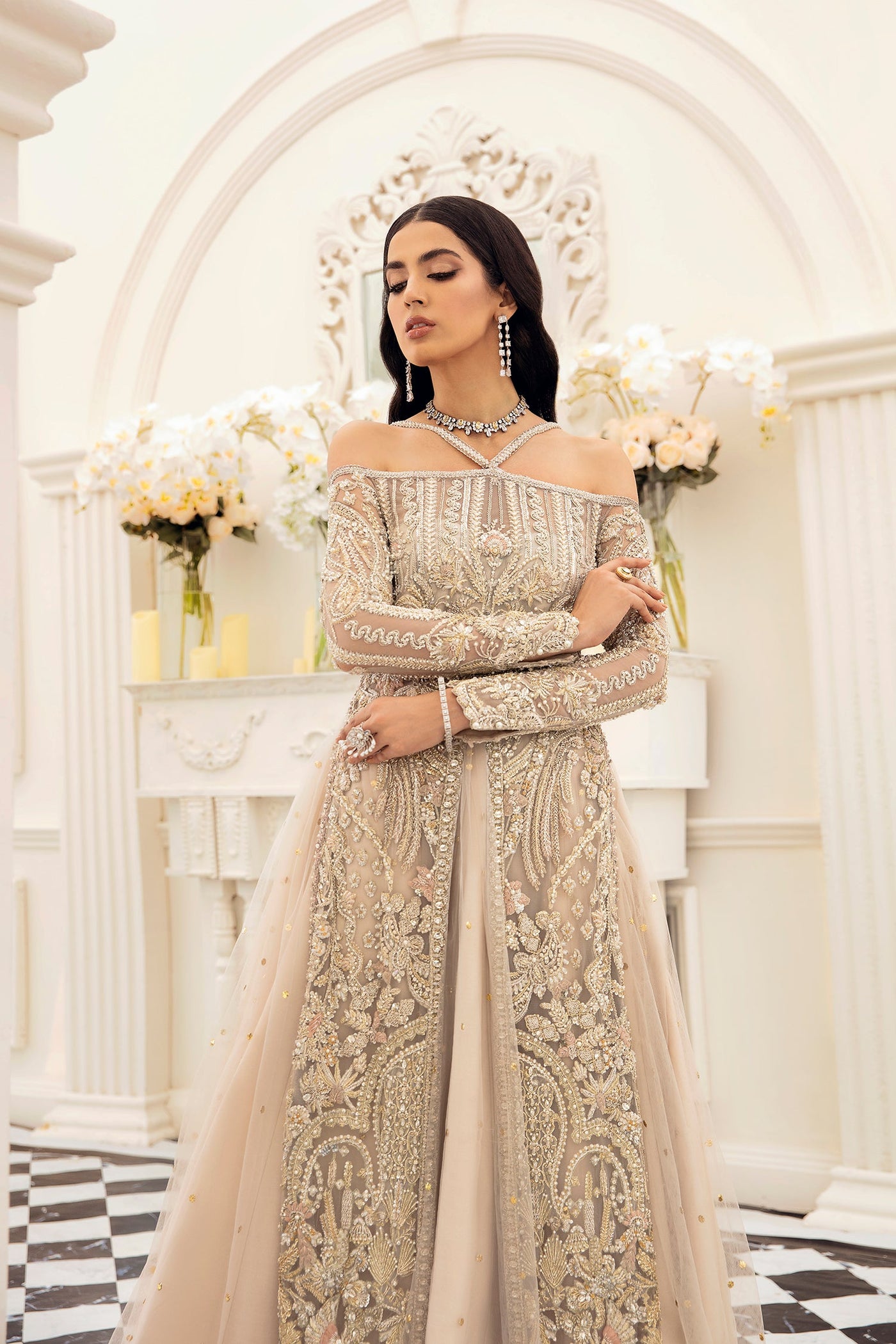 https://cdn.shopify.com/s/files/1/0523/4327/5696/products/HAFEEZA-2.jpg?v=1755961185