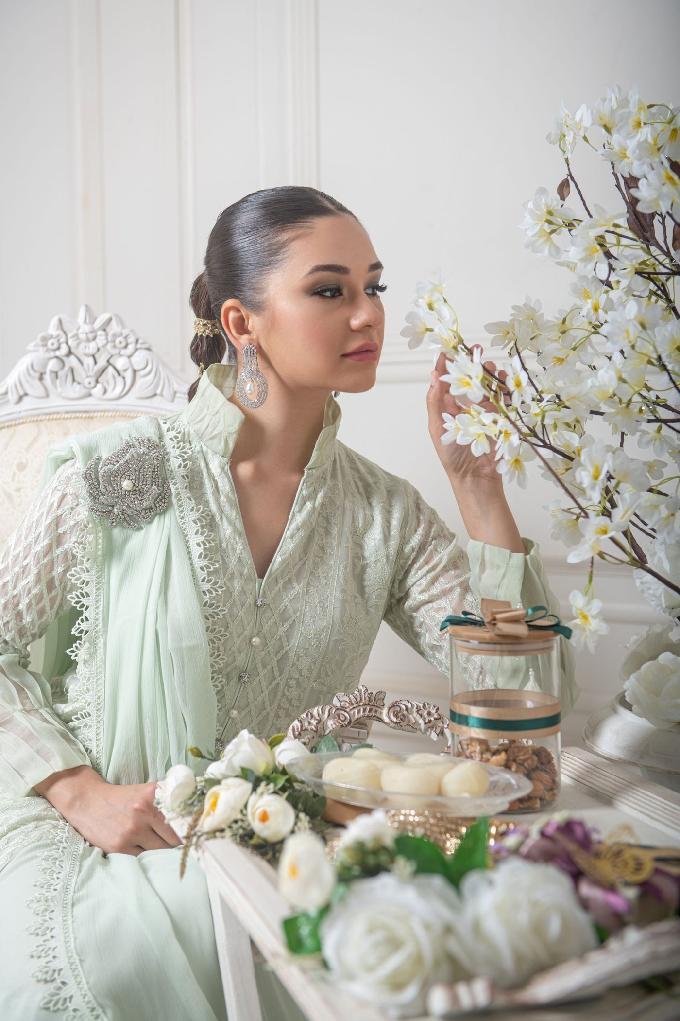 https://ayesha-somaya.com/wp-content/uploads/2024/02/HM1_3003-scaled.jpg