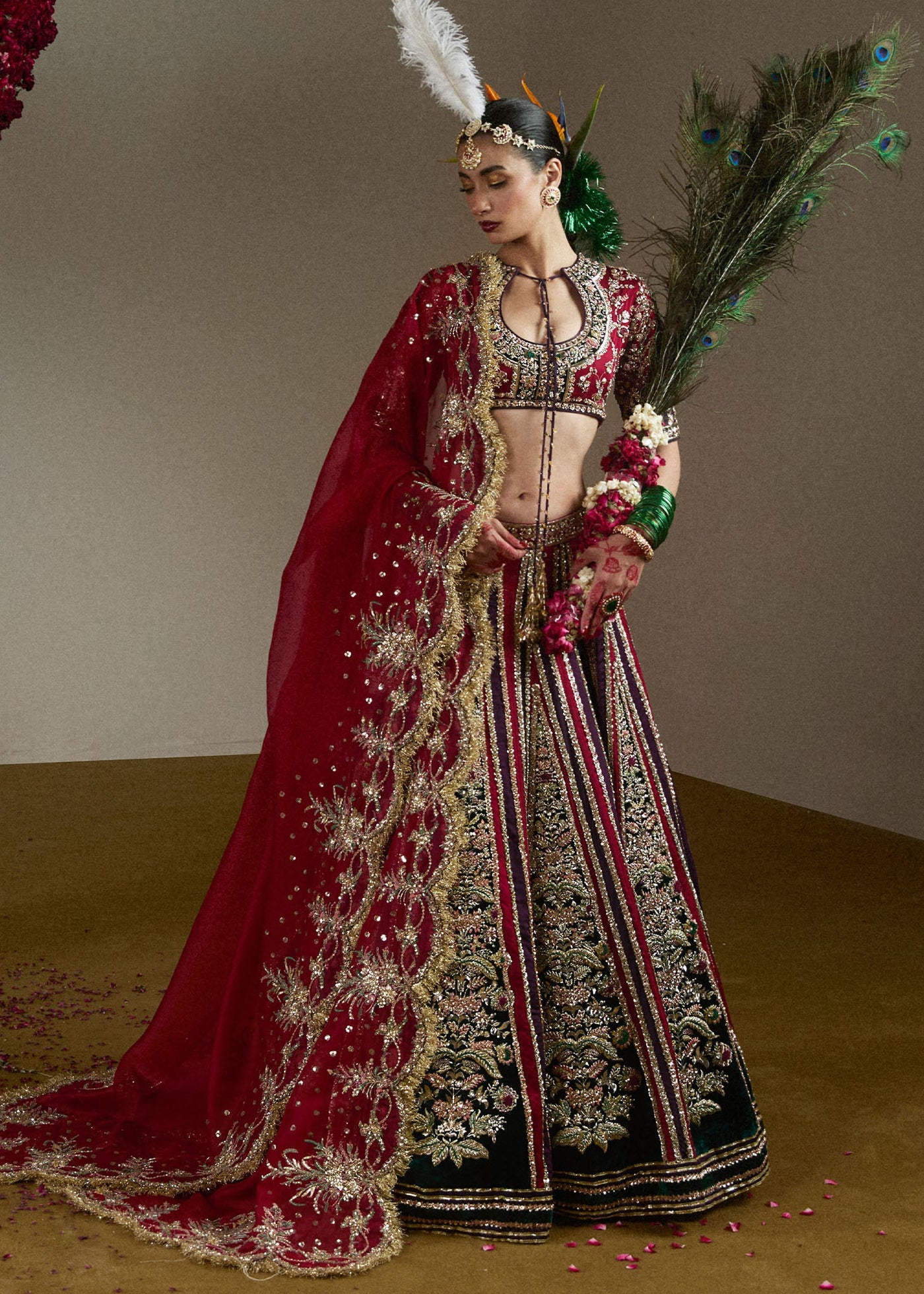 https://cdn.shopify.com/s/files/1/0016/9476/1035/files/HR-Bridals26132-copy-ed.jpg?v=1730191000