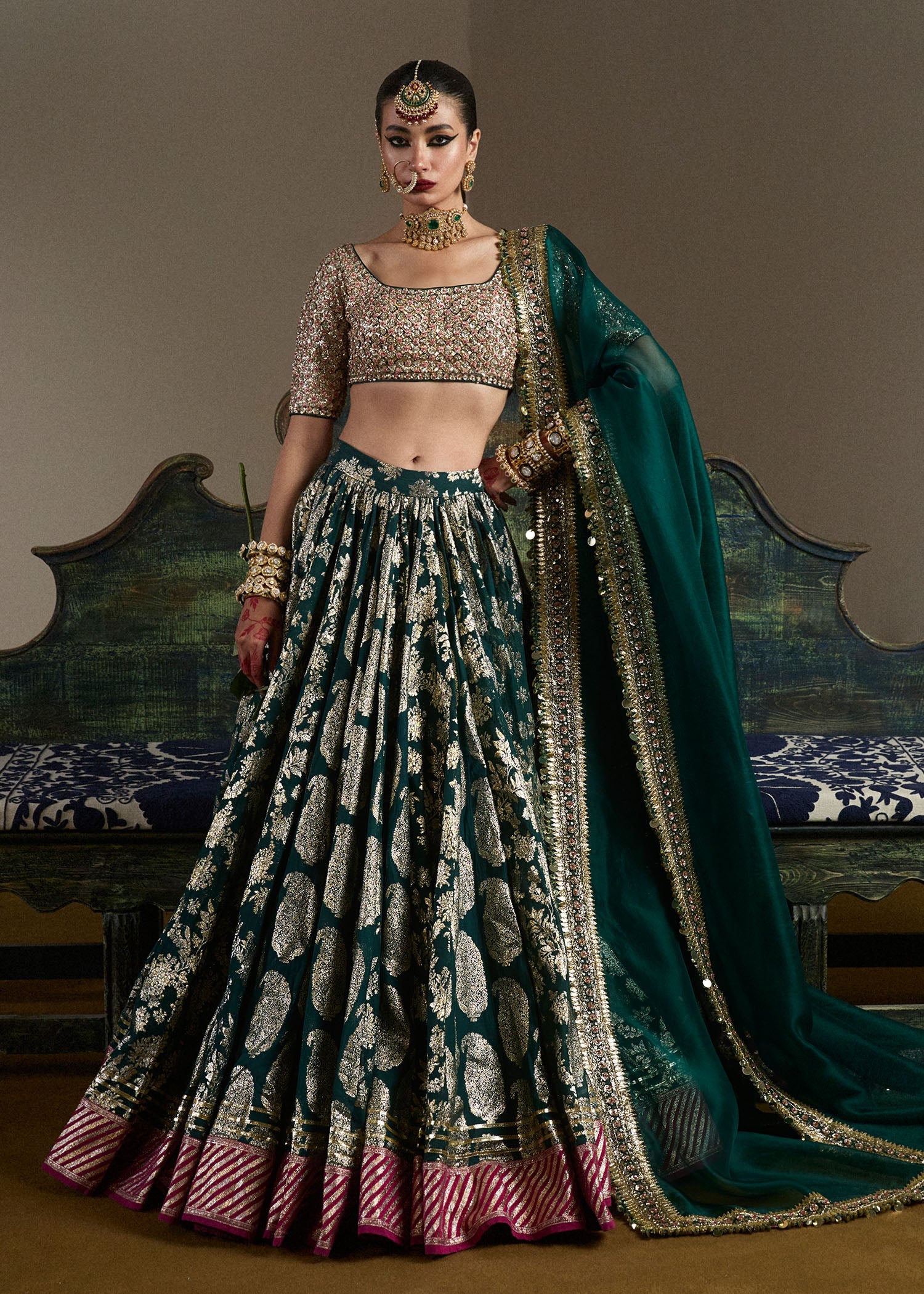 https://cdn.shopify.com/s/files/1/0016/9476/1035/files/HRBridals26866copy.jpg?v=1730189932