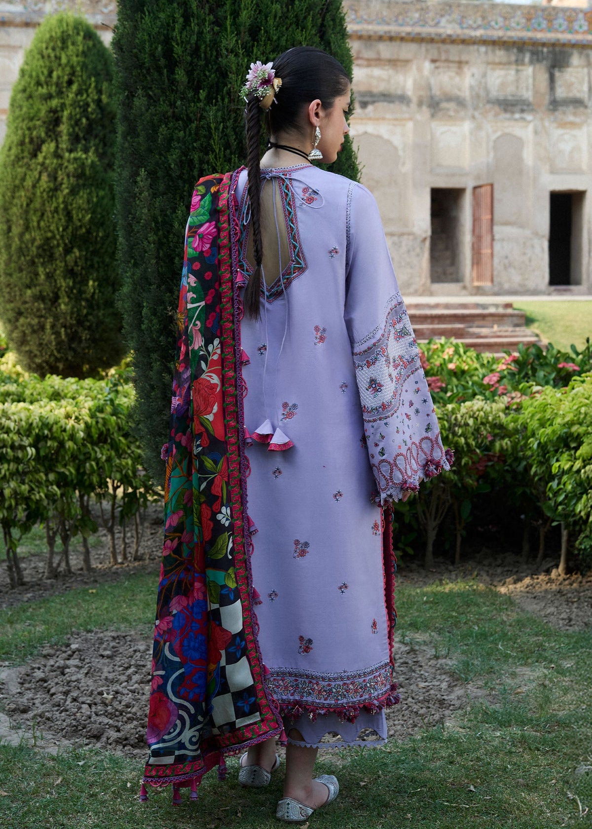 Inaya
