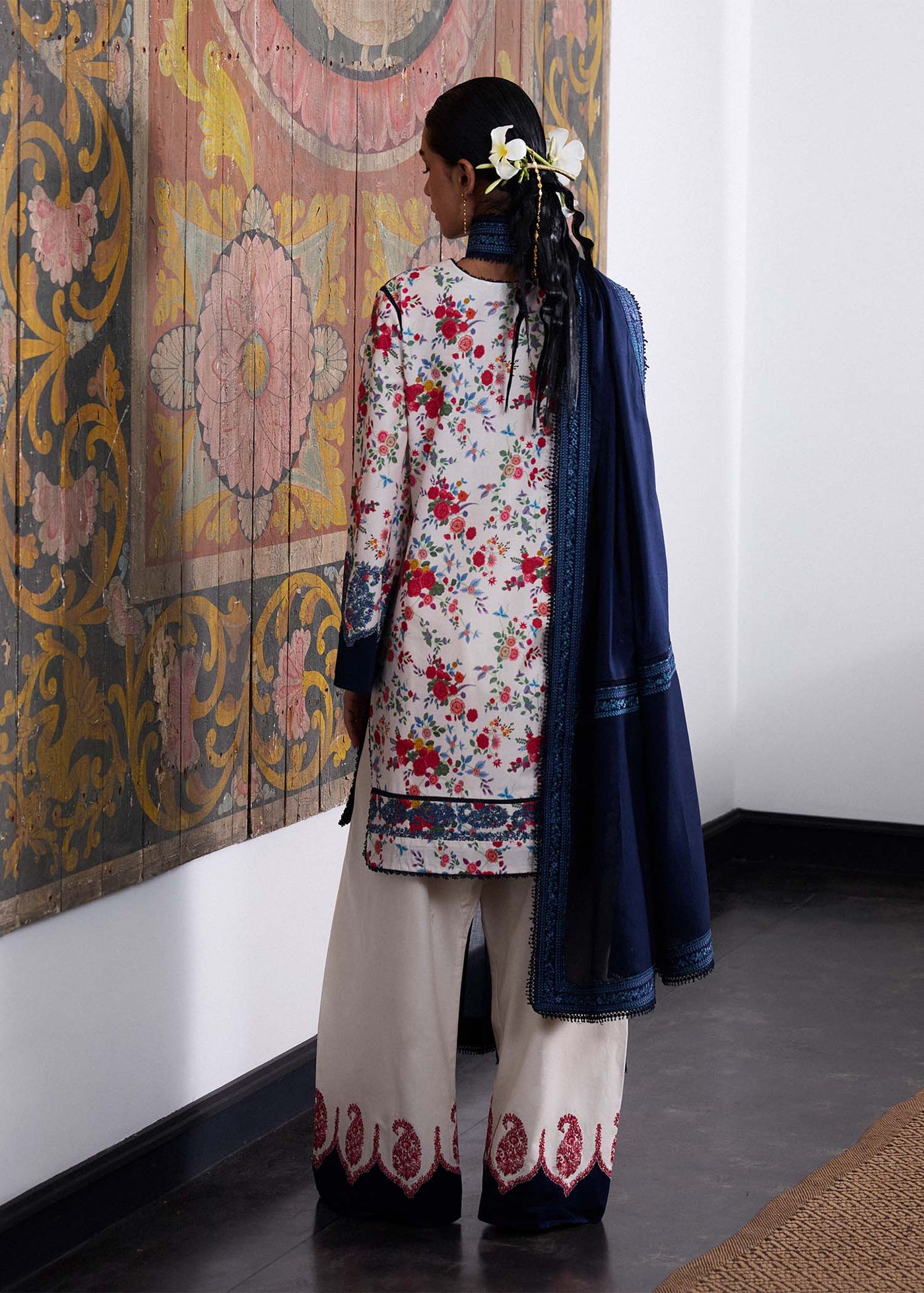 Hand Printed Chiffon Dupatta (as shown)