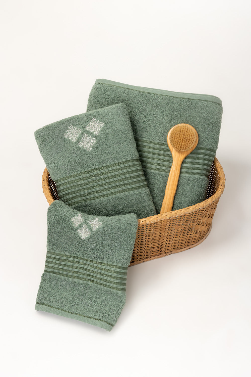 Hedge Greenembroidered Towel