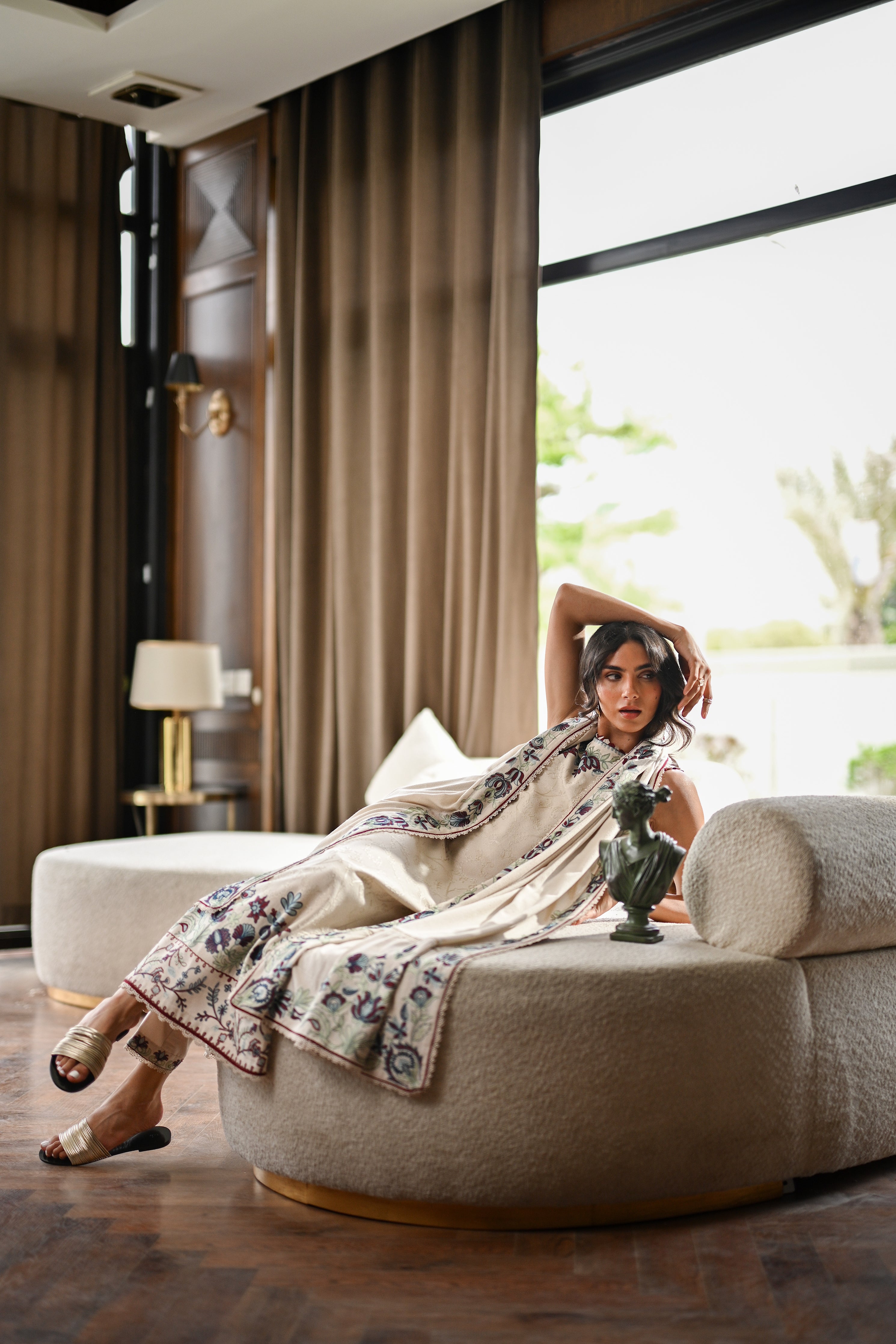 IVORY LUXURY EMBROIDERED KARANDI SET STITCHED (NEL-25626) READY TO SHIP