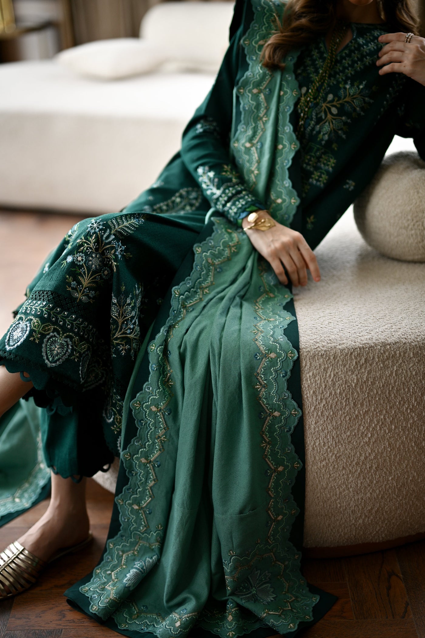 Riha Studs