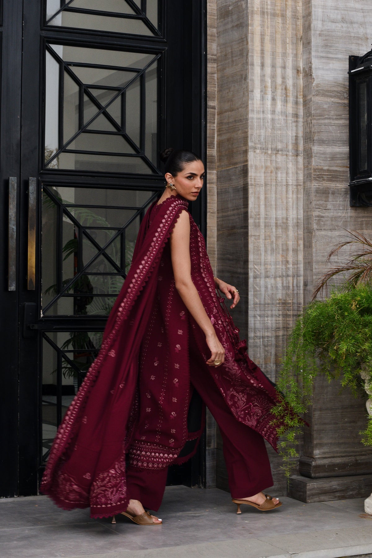 BURGUNDY LUXURY EMBROIDERED KARANDI SET STITCHED (NEL-25630)-READY TO SHIP