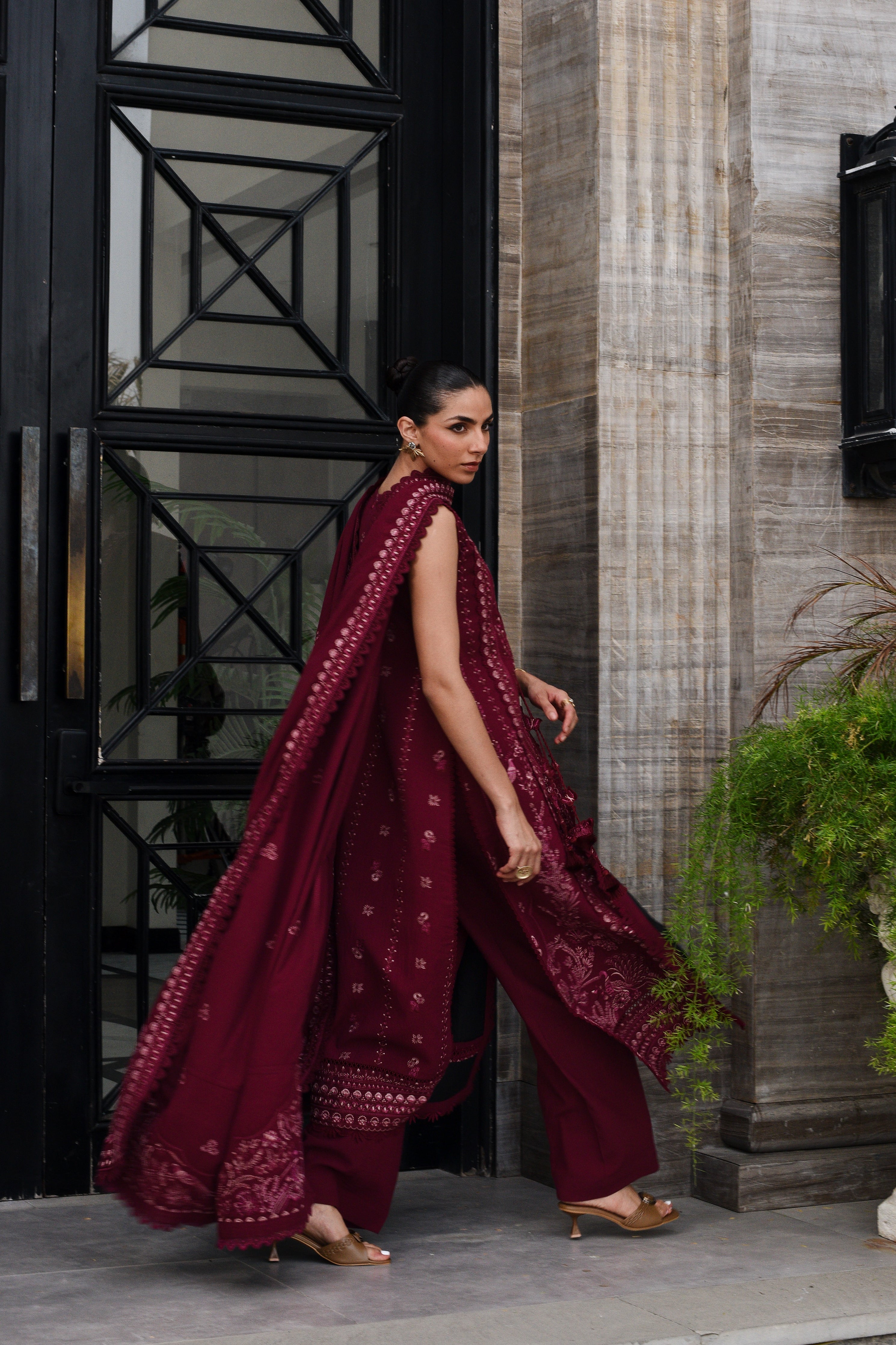 BURGUNDY LUXURY EMBROIDERED KARANDI SET STITCHED (NEL-25630)-READY TO SHIP