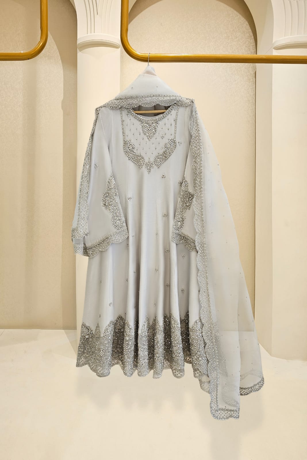 Amani ( Ice Grey )